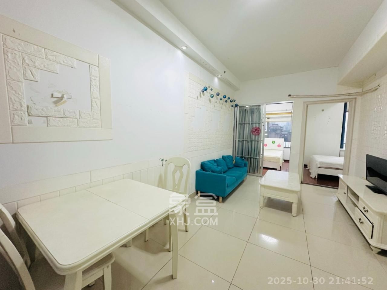 东怡外国(南湖一号) 2室1厅1卫 1900.0元/月 东怡外国(南湖一号) 2室1厅1卫 1900.0元/月室内图