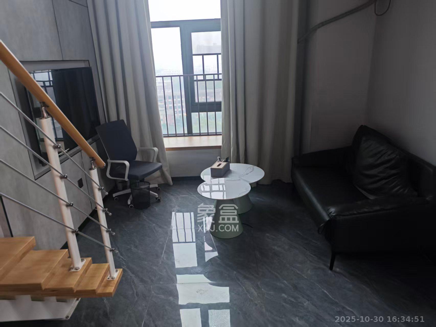 时代MOMA云PARK  1室1厅1卫    2000.0元/月 时代MOMA云PARK  1室1厅1卫    2000.0元/月室内图