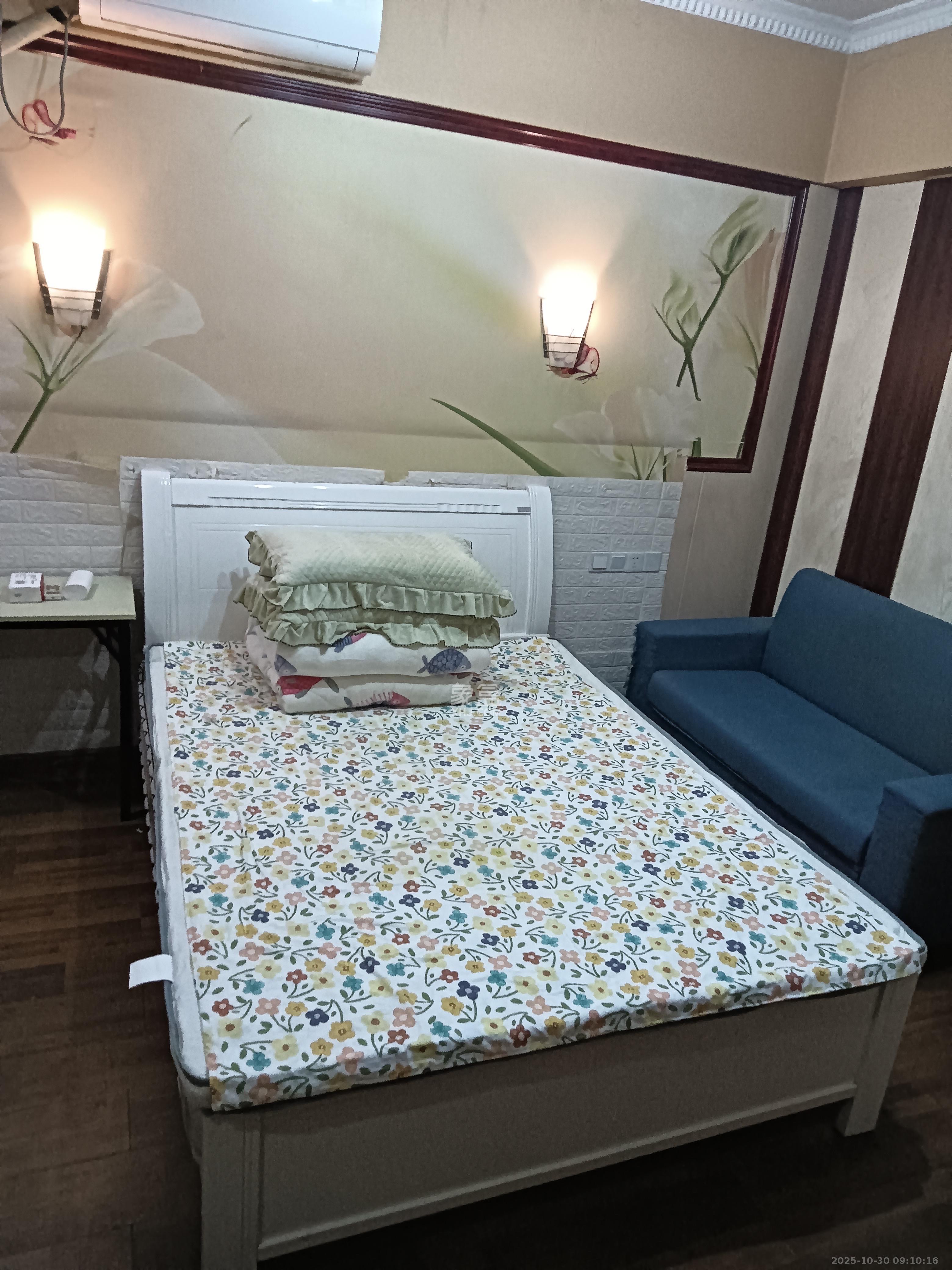 名富公寓  1室1厅1卫    1300.0元/月