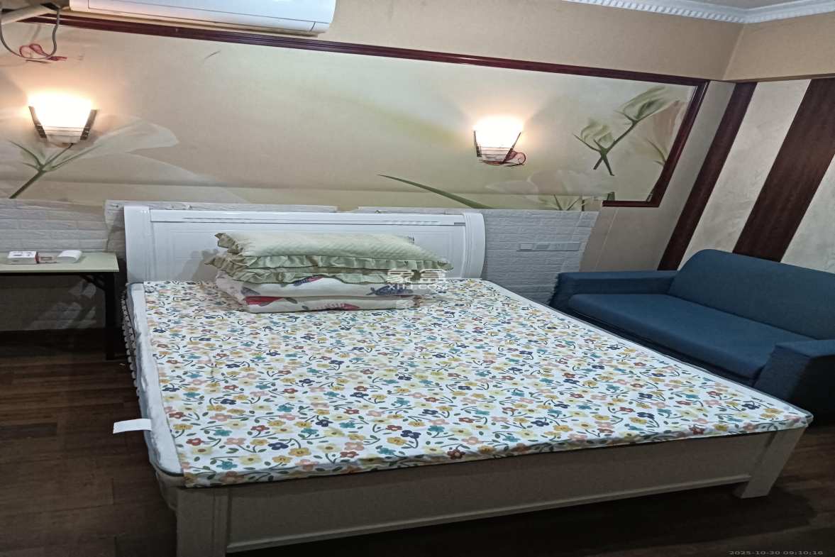 名富公寓 1室1厅1卫 1300.0元/月 名富公寓 1室1厅1卫 1300.0元/月室内图