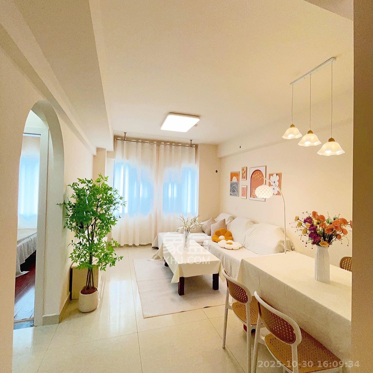 钰龙天下二期(钰龙佳园) 2室2厅1卫 1850.0元/月 钰龙天下二期(钰龙佳园) 2室2厅1卫 1850.0元/月室内图