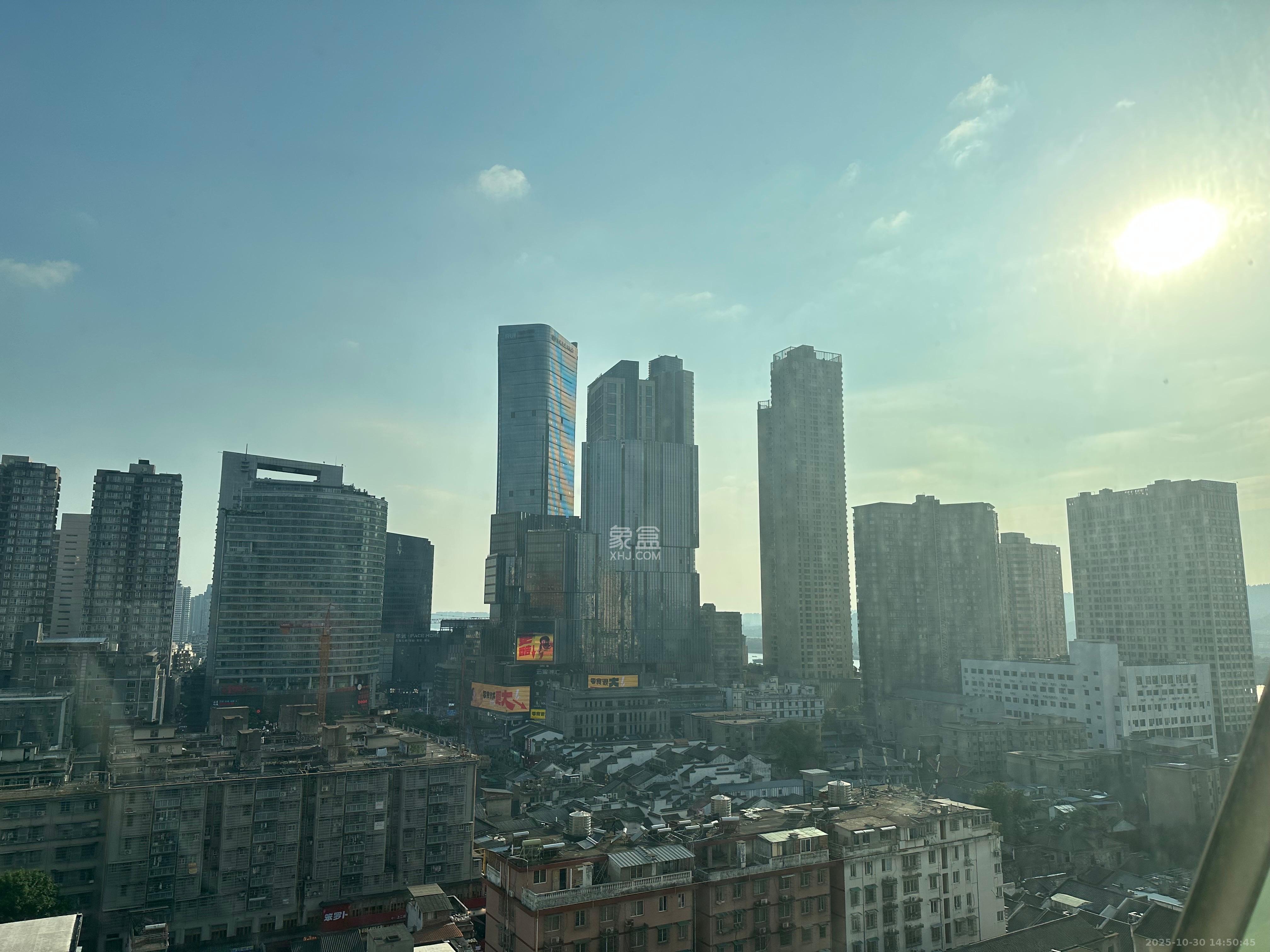 五一新干线  1室1厅1卫    2300.0元/月室内图