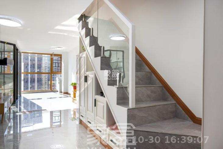 钱隆世家  3室2厅2卫    1600.0元/月 钱隆世家  3室2厅2卫    1600.0元/月室内图