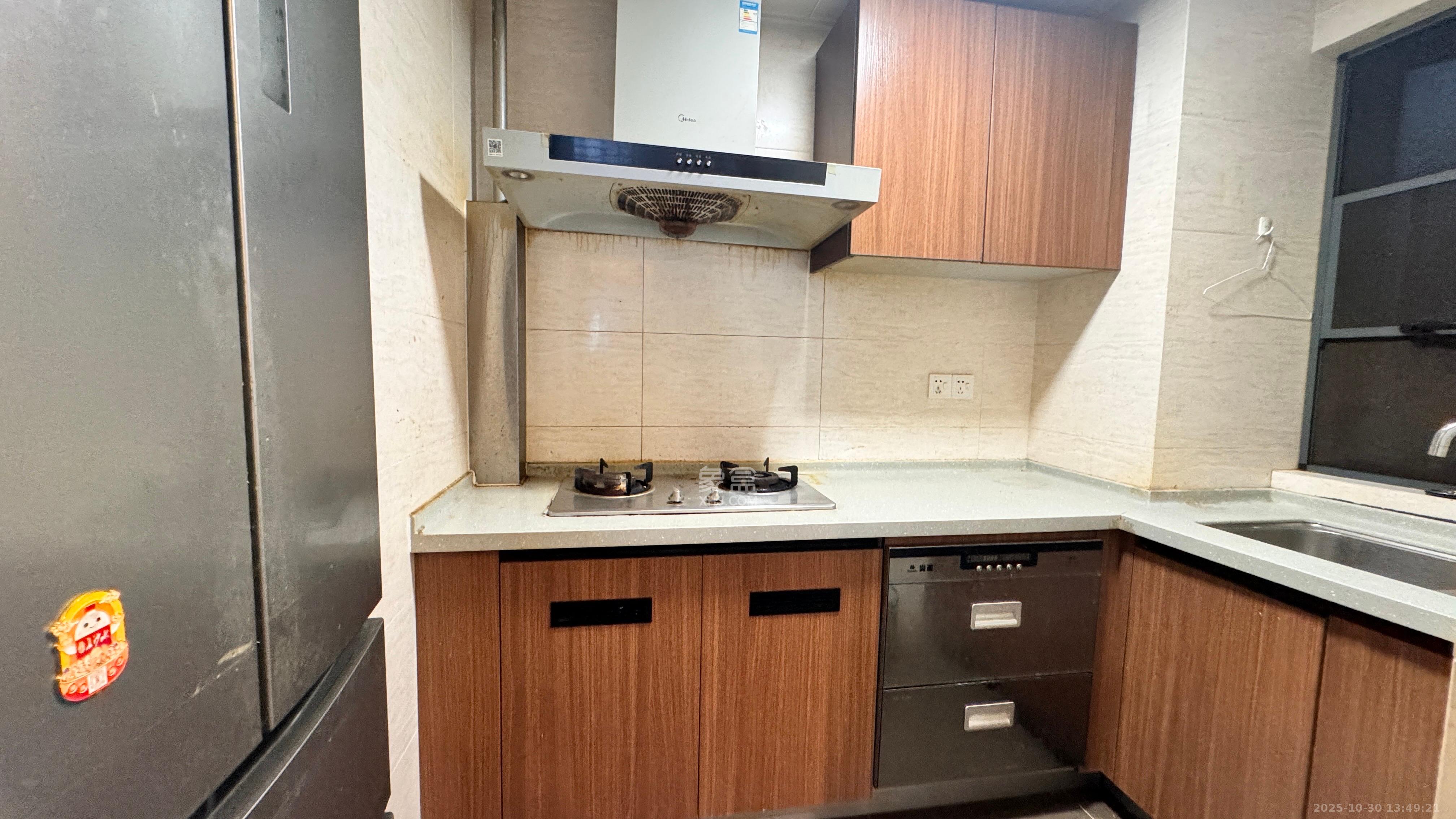 万科白鹭郡  3室2厅2卫    2900.0元/月室内图