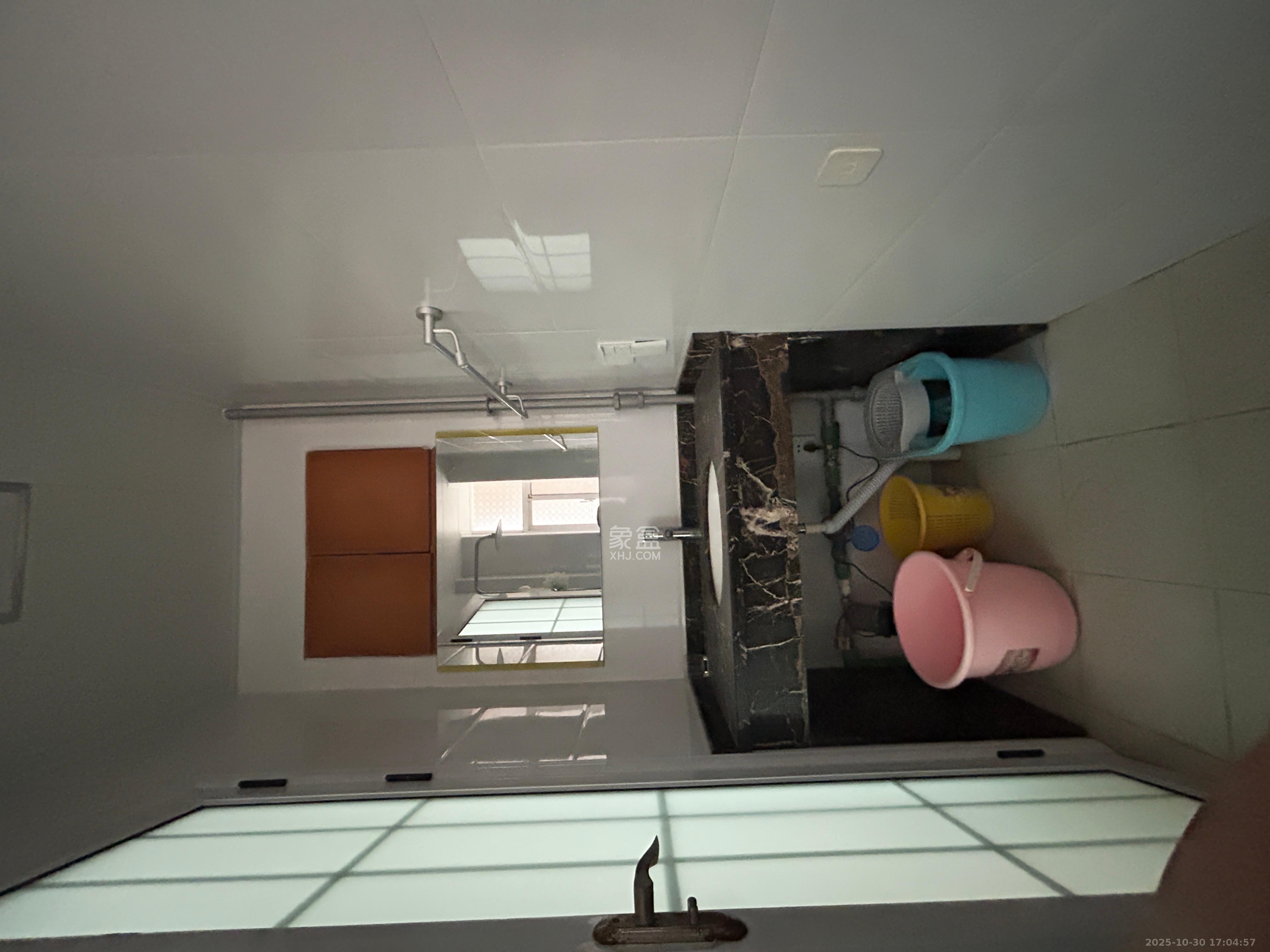 湘雅医院职工宿舍南院  2室2厅1卫    1680.0元/月 湘雅医院职工宿舍南院  2室2厅1卫    1680.0元/月室内图