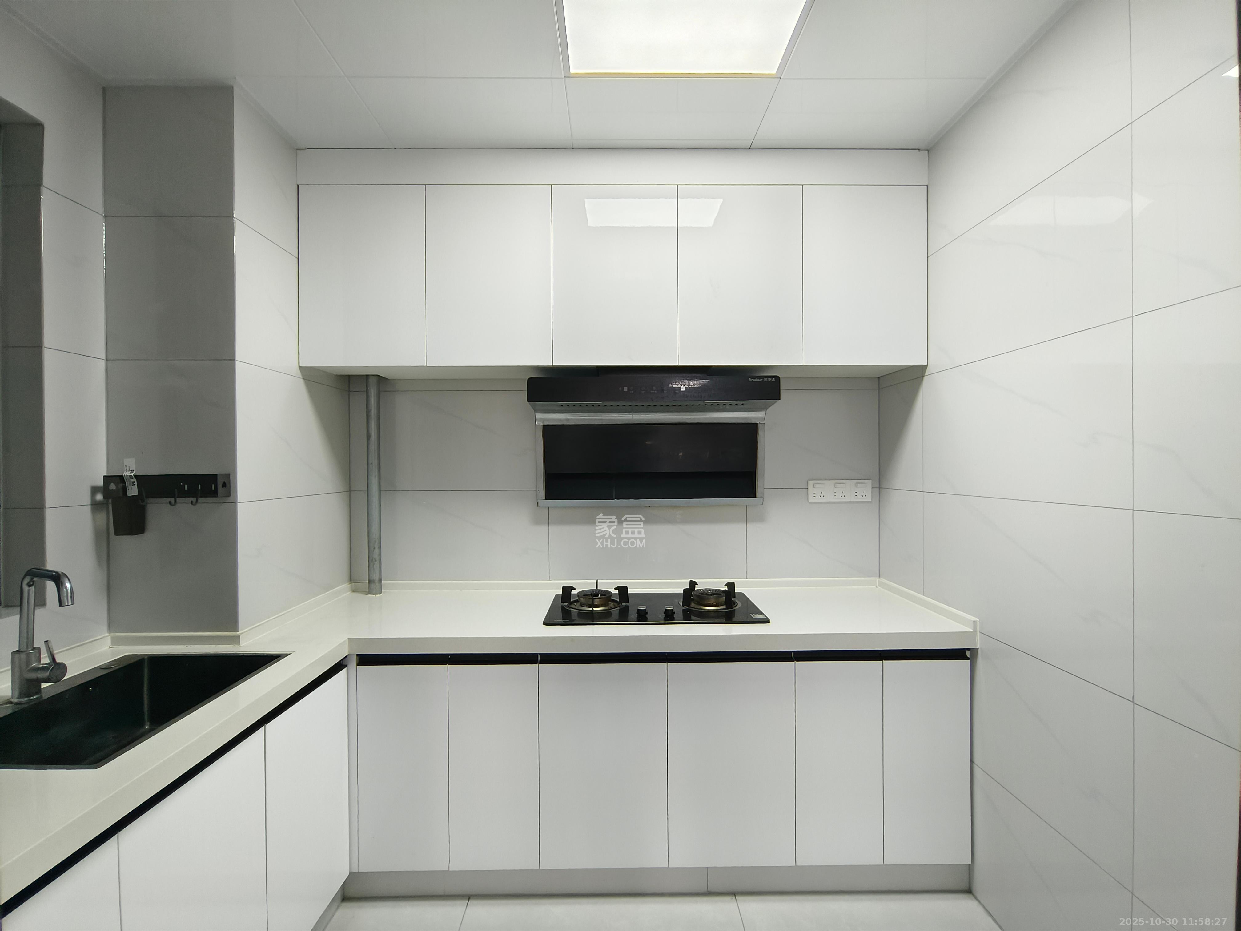 越秀湘江星汇城二期  4室2厅2卫    3000.0元/月 越秀湘江星汇城二期  4室2厅2卫    3000.0元/月室内图