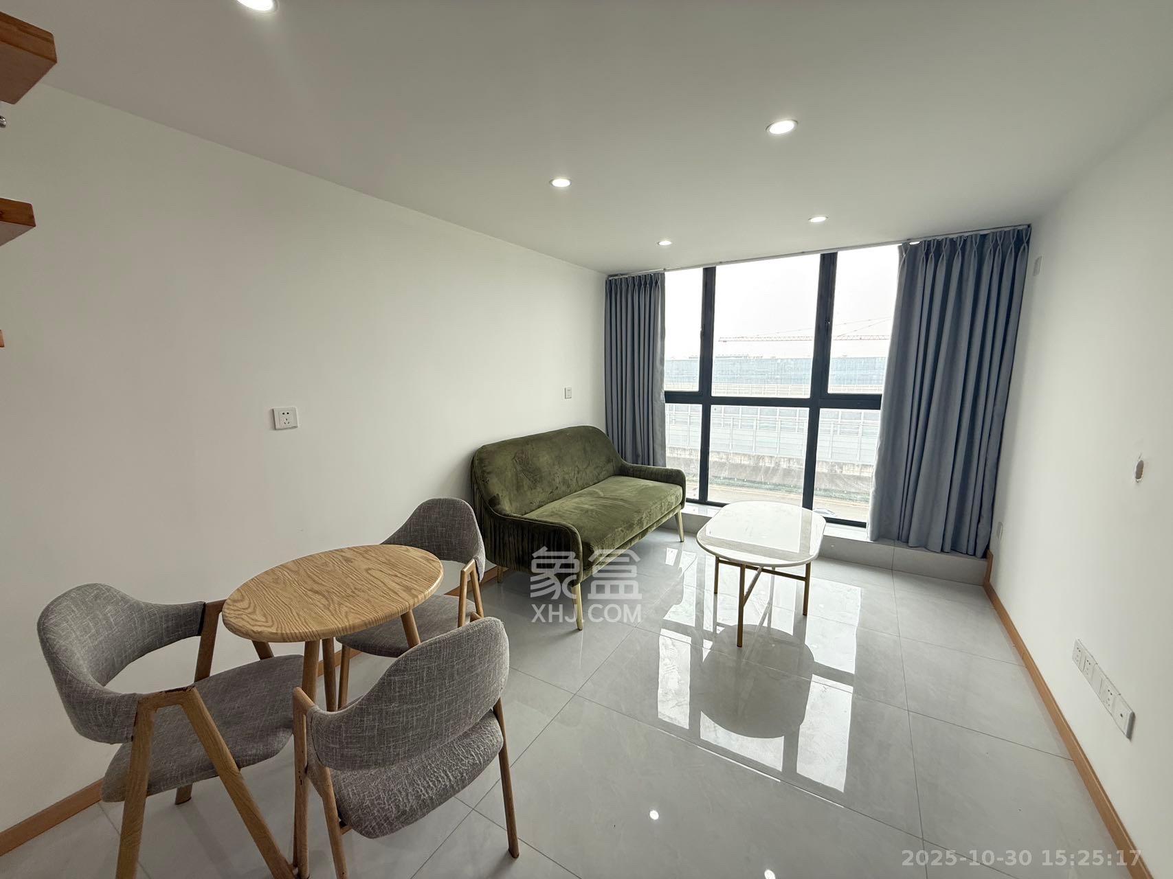 新长海D1站  1室1厅1卫    1500.0元/月