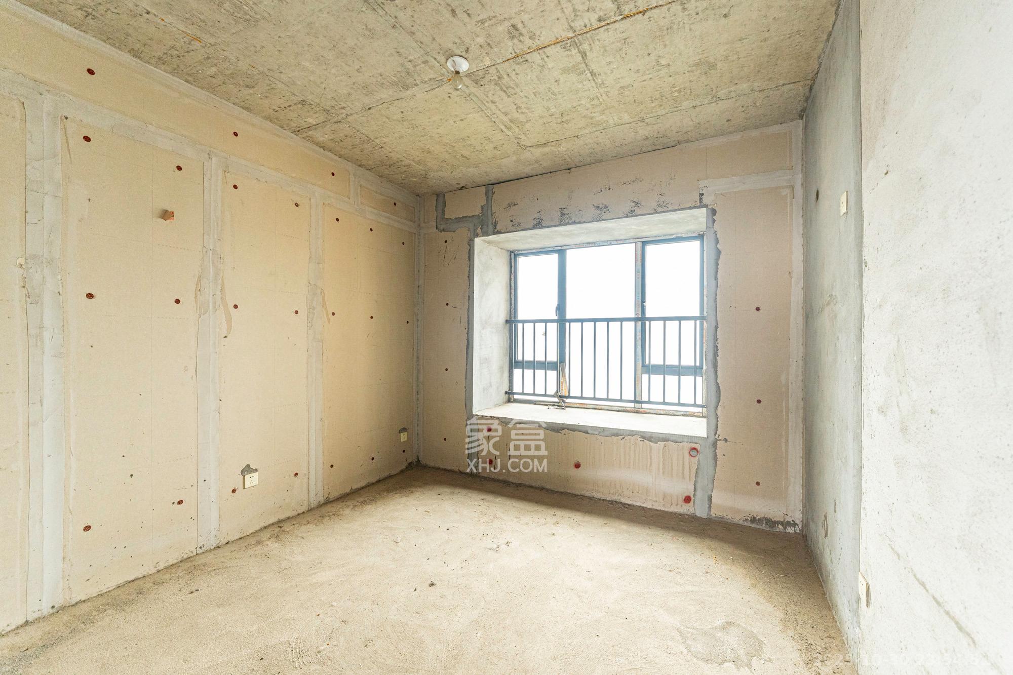 佳俊万家府  4室2厅2卫    109.0万 佳俊万家府  4室2厅2卫    109.0万卧室