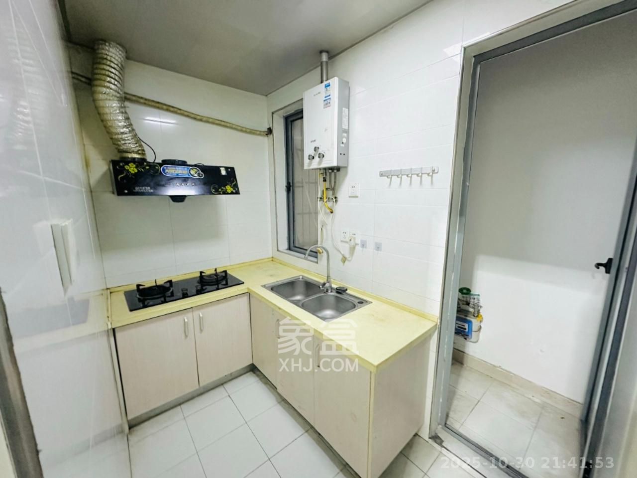 东怡外国(南湖一号) 2室1厅1卫 1900.0元/月 东怡外国(南湖一号) 2室1厅1卫 1900.0元/月室内图