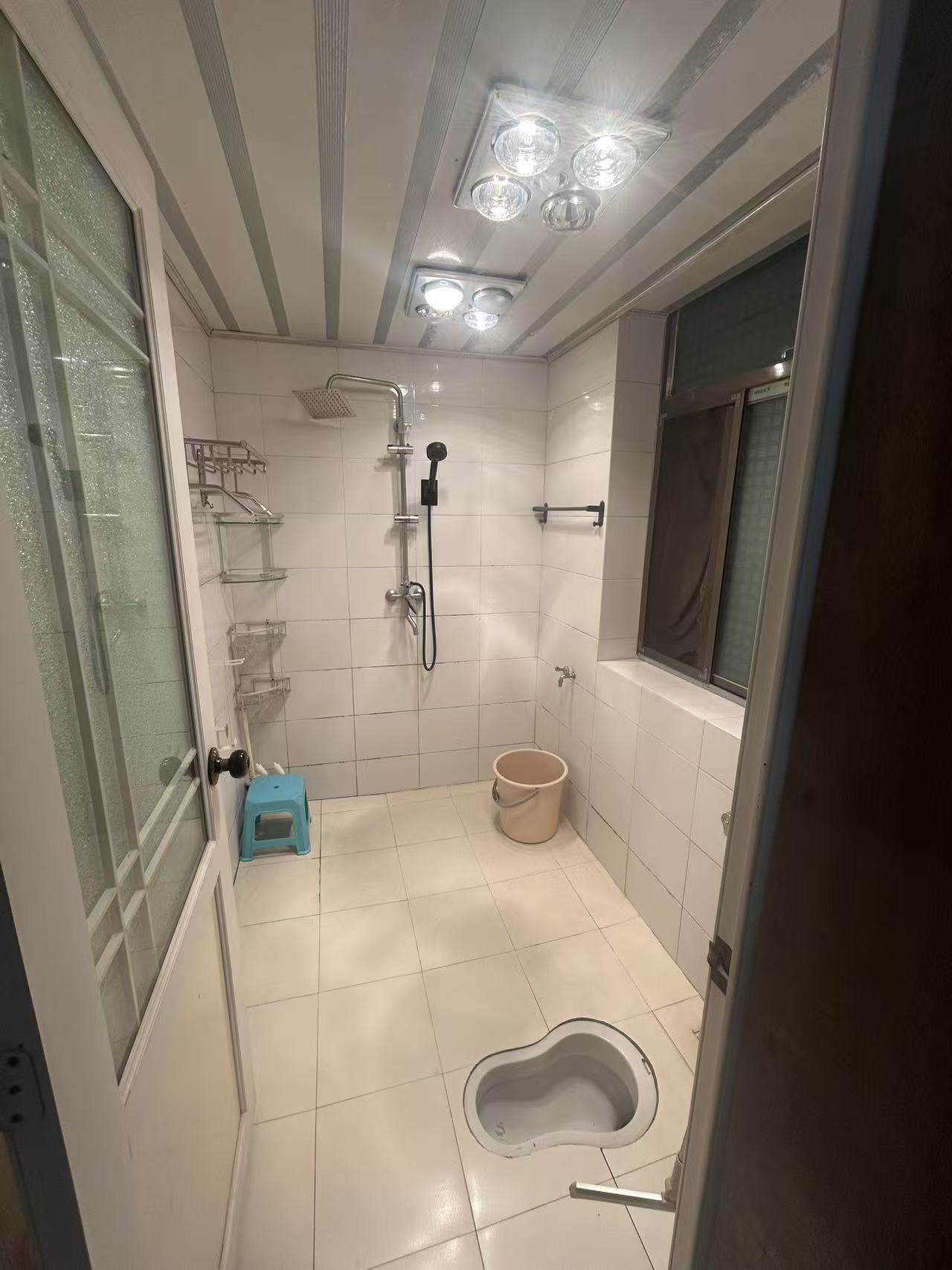 龙光桥镇建筑工程公司宿舍  3室2厅22卫    35.8万室内图