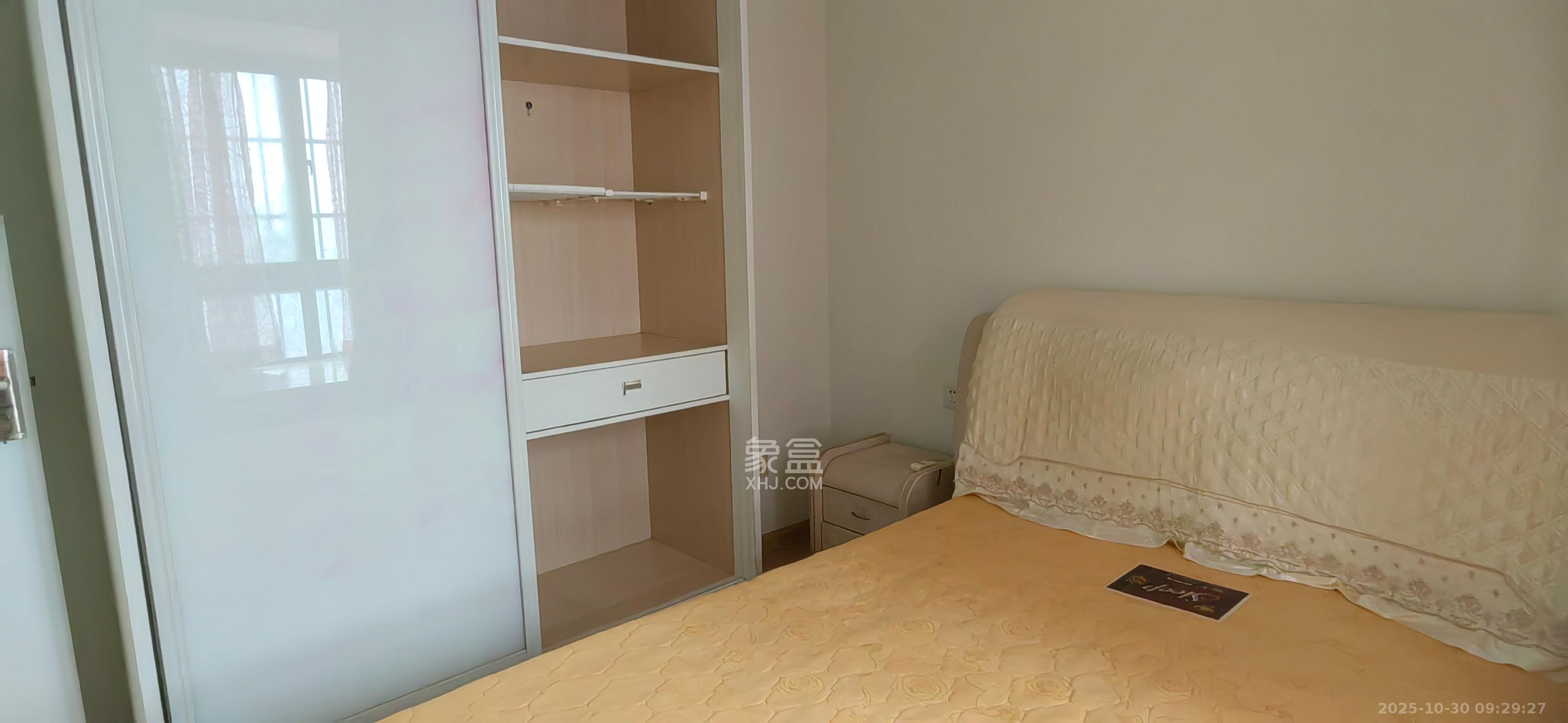 东玺门  2室1厅1卫    2300.0元/月 东玺门  2室1厅1卫    2300.0元/月室内图