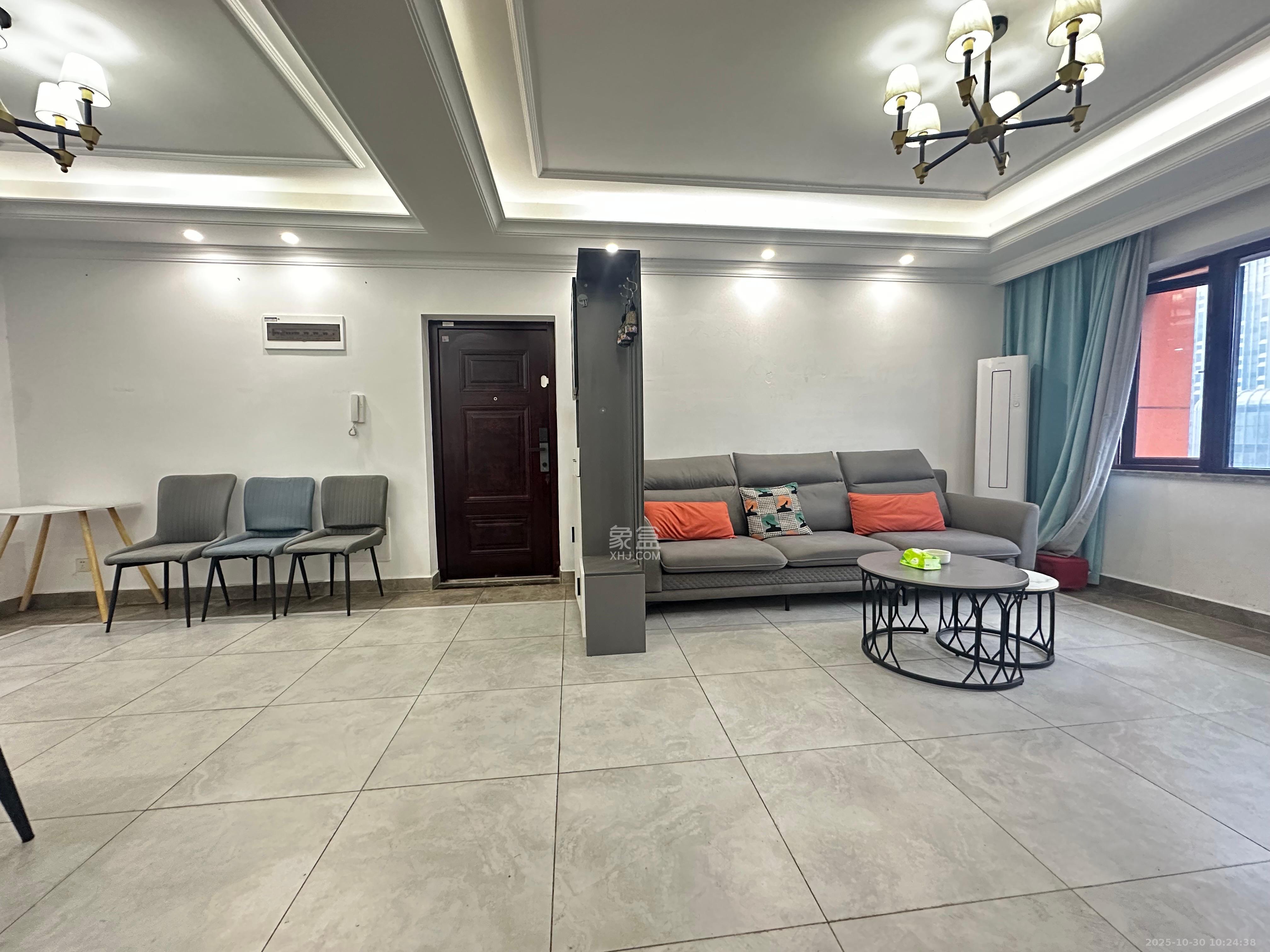 尚鑫海悦(新长海尚海城) 4室2厅2卫 2600.0元/月 尚鑫海悦(新长海尚海城) 4室2厅2卫 2600.0元/月室内图