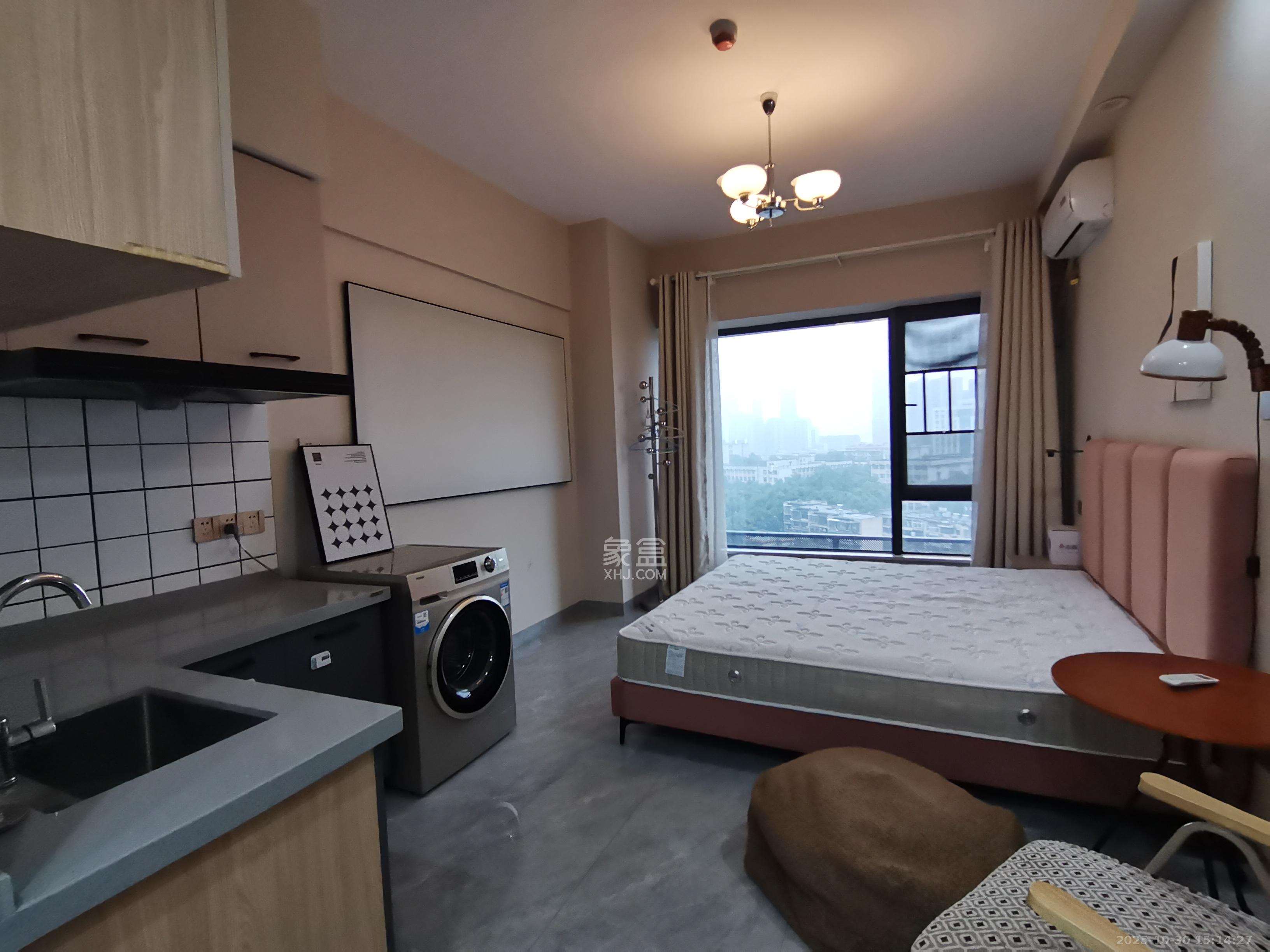 力高凤凰新天 1室1厅1卫 1700.0元/月 力高凤凰新天 1室1厅1卫 1700.0元/月室内图