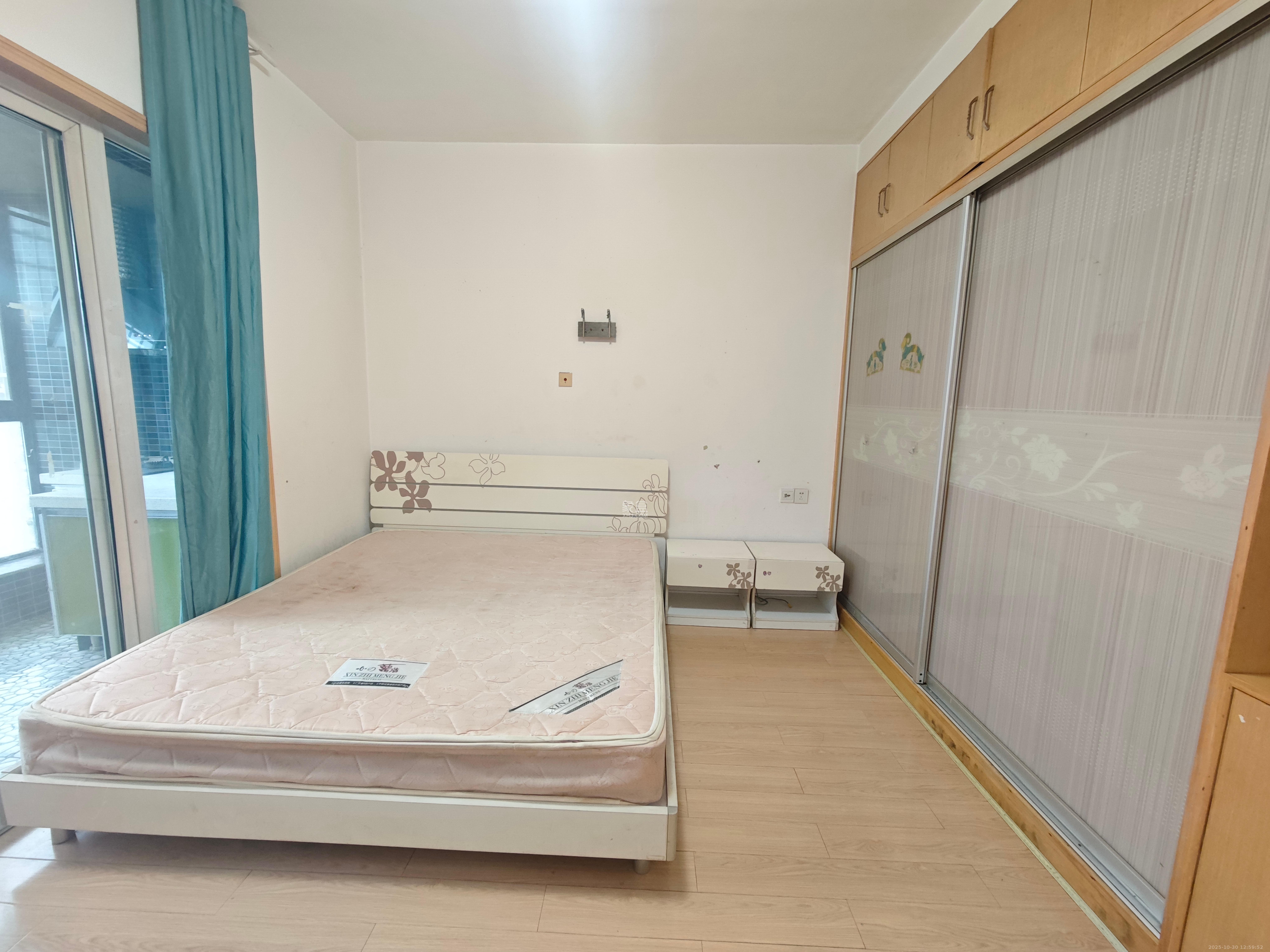 尚都花园城  1室0厅0卫    1300.0元/月室内图