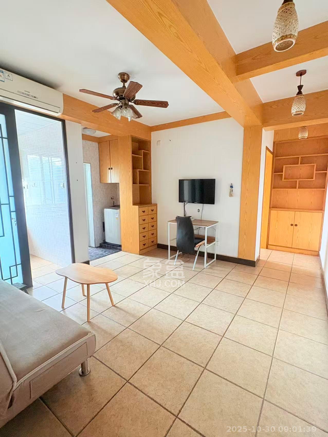 江景阳光  1室0厅0卫    1700.0元/月 江景阳光  1室0厅0卫    1700.0元/月