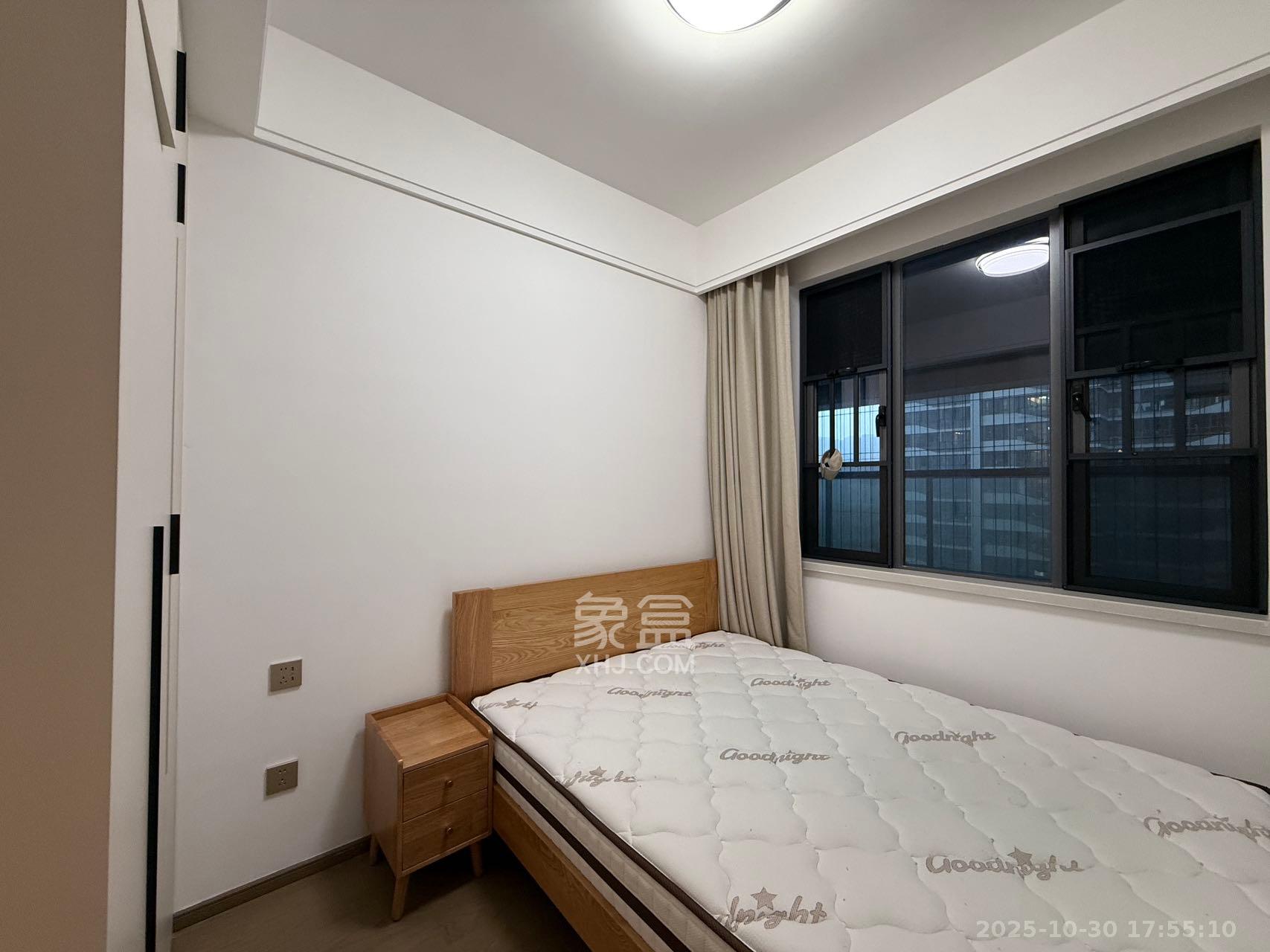 复地滨江金融中心 3室2厅2卫 4200.0元/月 复地滨江金融中心 3室2厅2卫 4200.0元/月室内图