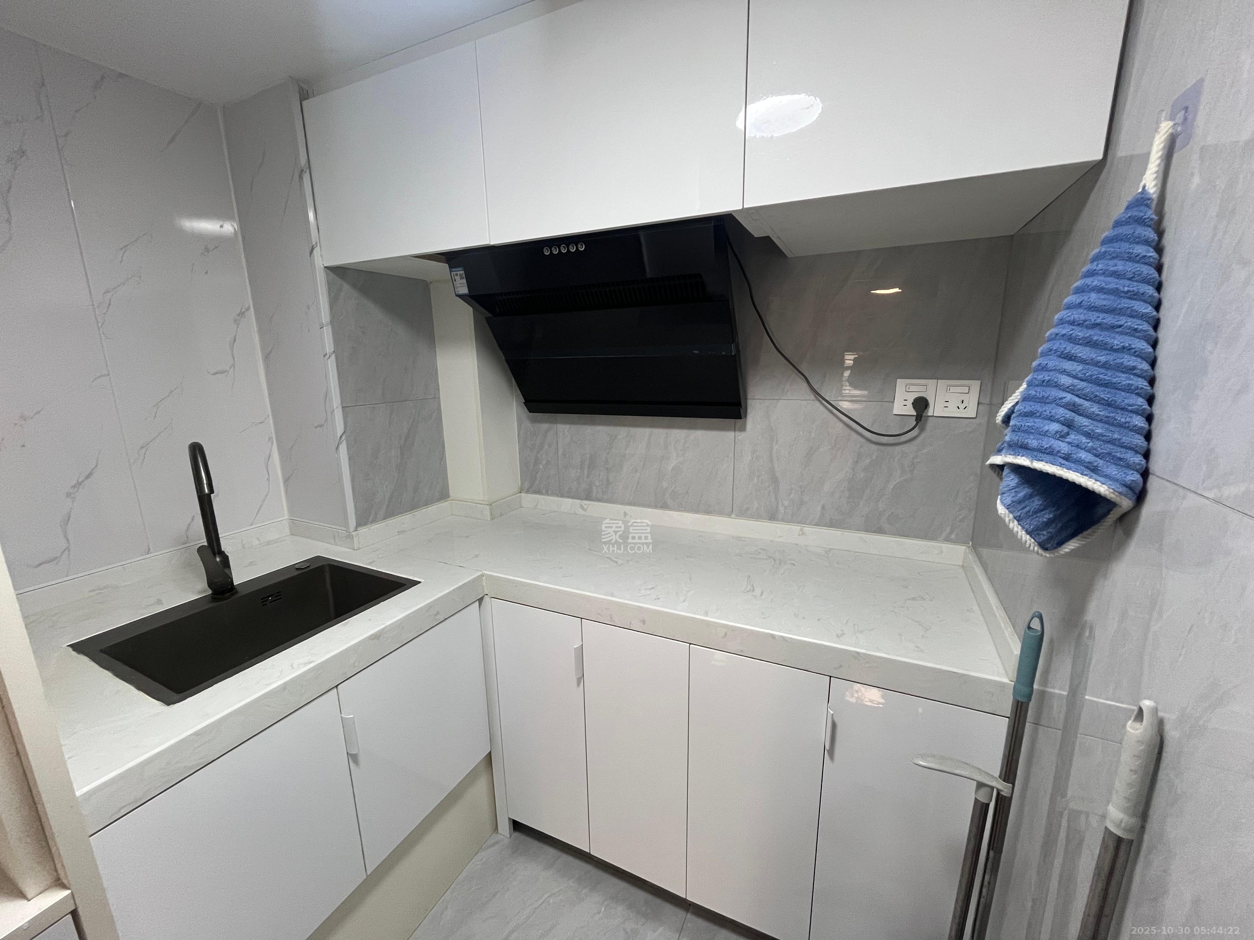 时代MOMA云PARK  1室1厅1卫    1700.0元/月室内图