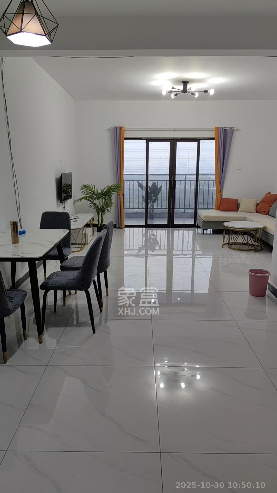 长燃新奥佳园  3室2厅2卫    2300.0元/月 长燃新奥佳园  3室2厅2卫    2300.0元/月