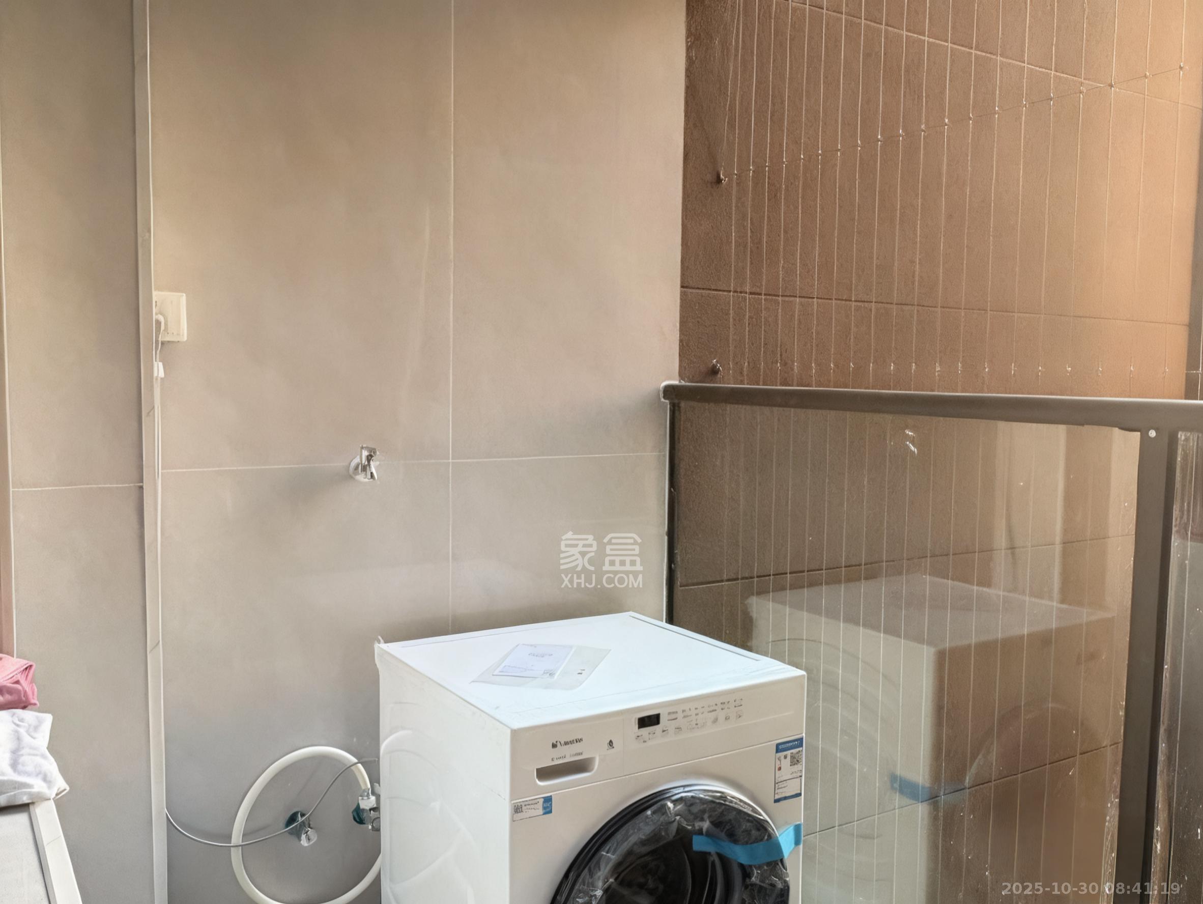 国欣向荣府  4室2厅2卫    3500.0元/月 国欣向荣府  4室2厅2卫    3500.0元/月室内图