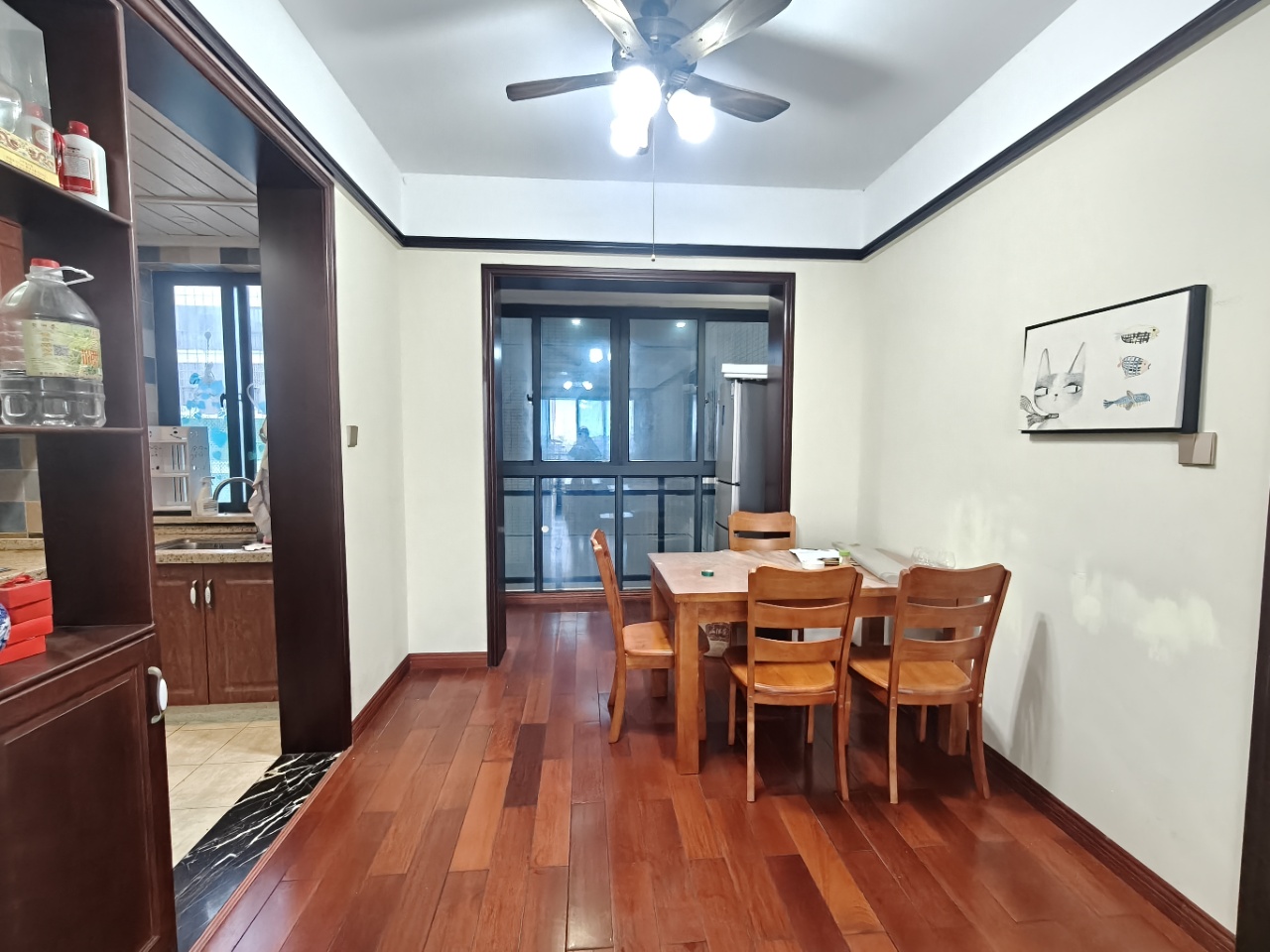 海岸银座花园  3室2厅2卫    2800.0元/月室内图