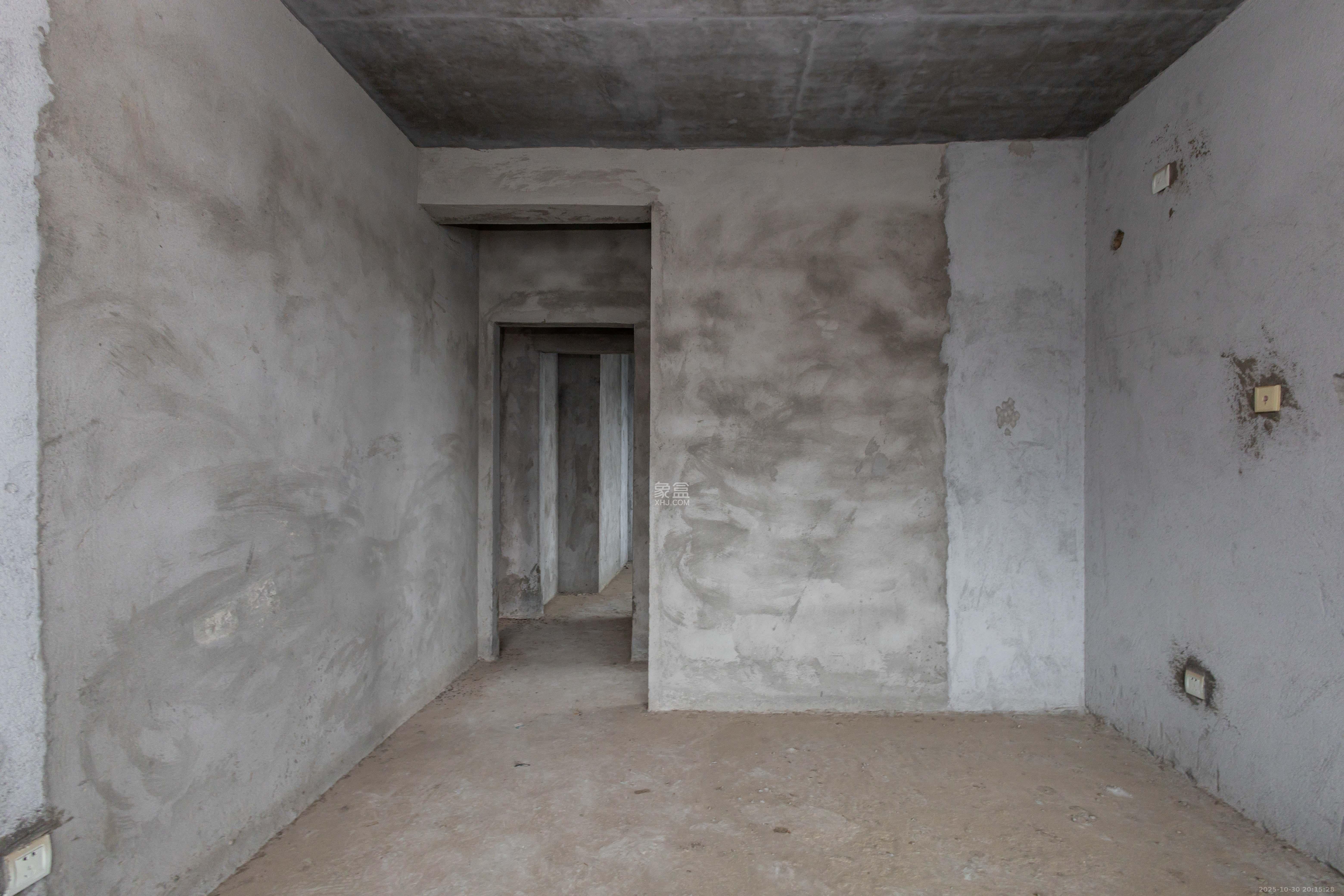 才子佳郡  3室2厅2卫    53.0万卧室