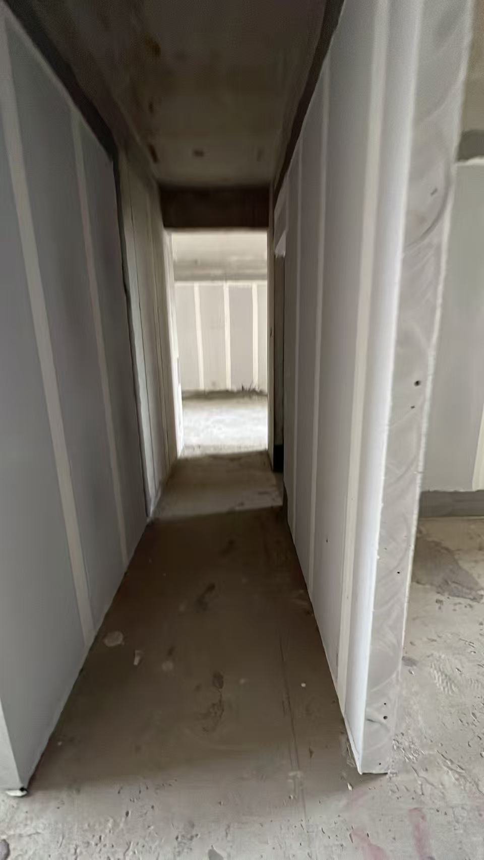 湘中府央玺  3室1厅2卫    87.0万