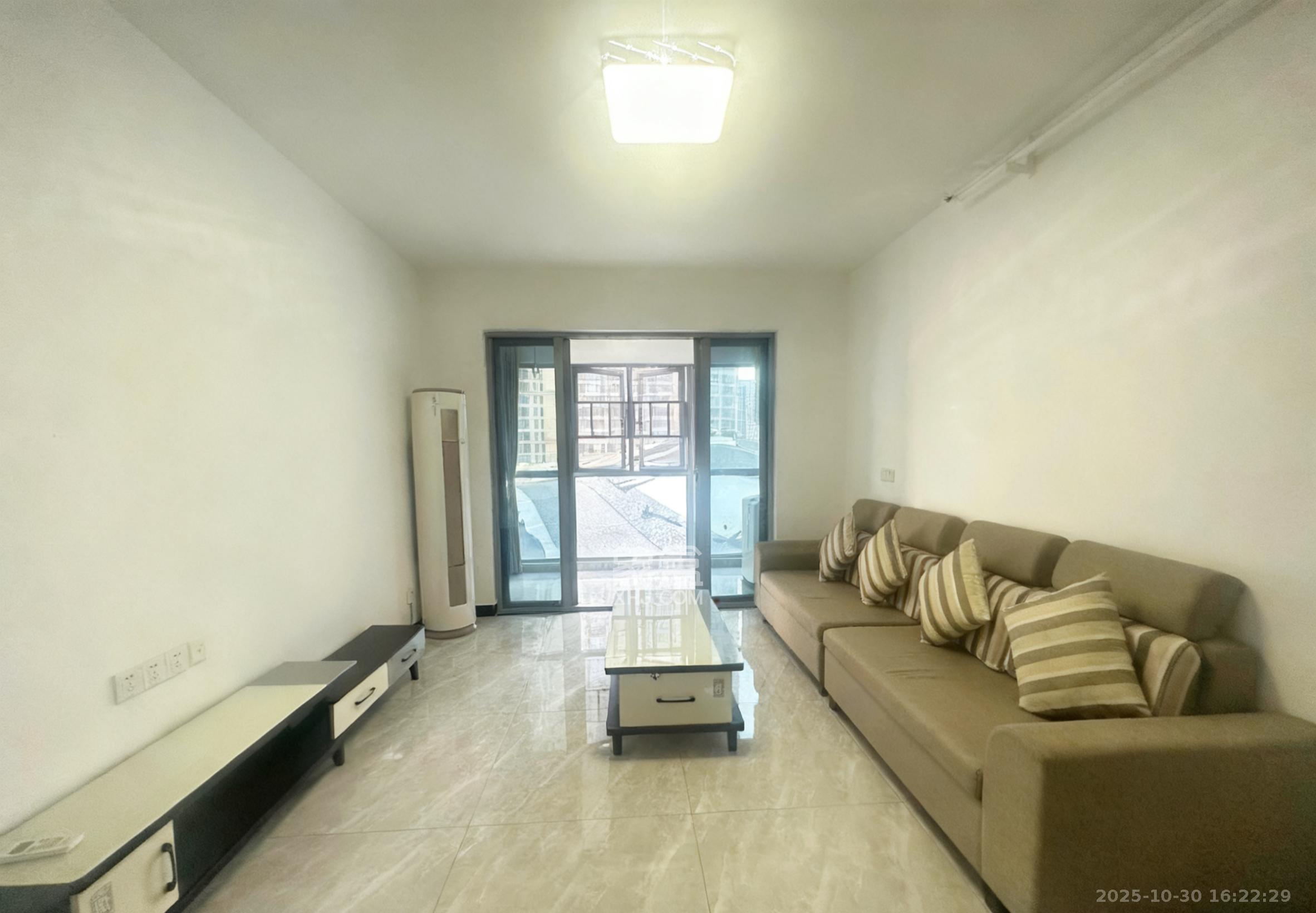 保利天禧D区  3室2厅2卫    3500.0元/月 保利天禧D区  3室2厅2卫    3500.0元/月室内图