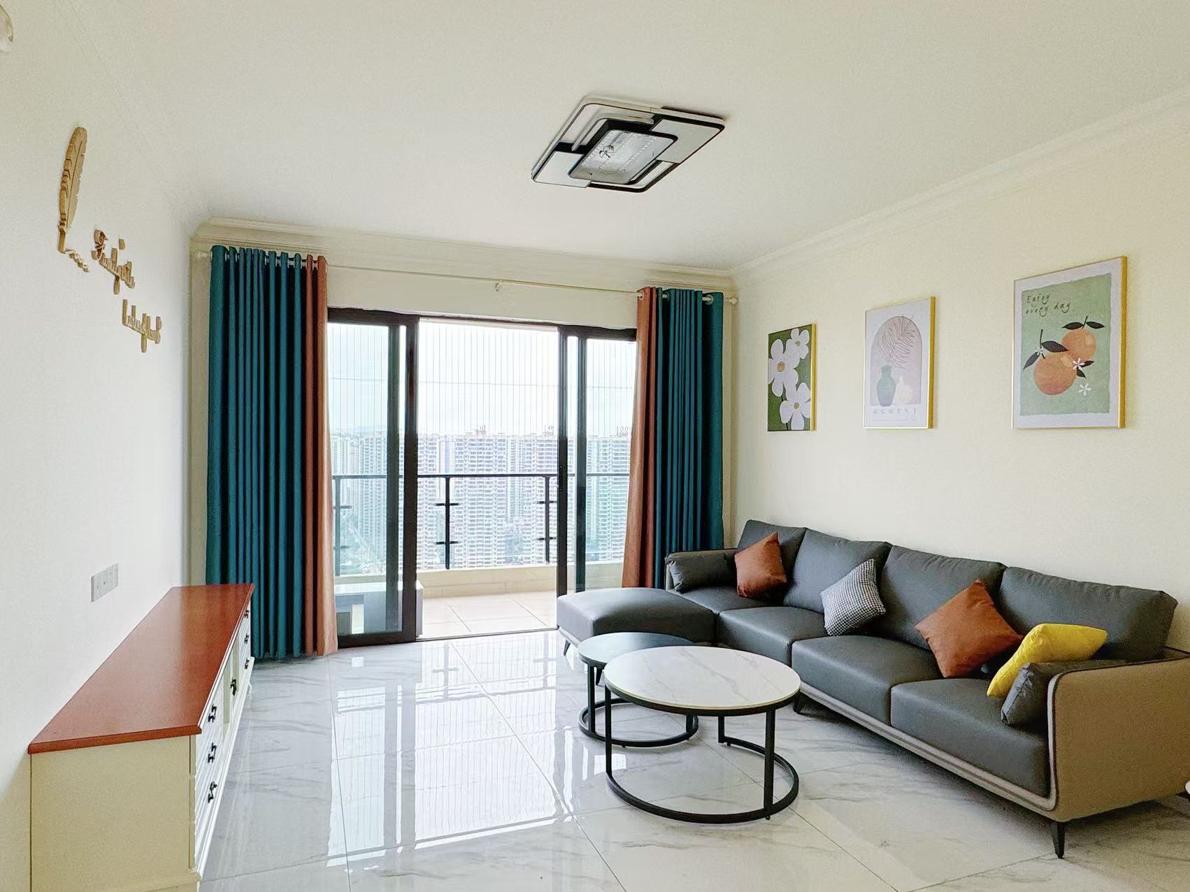 华耀碧桂园十里江湾誉峯  3室0厅0卫    2500.0元/月室内图