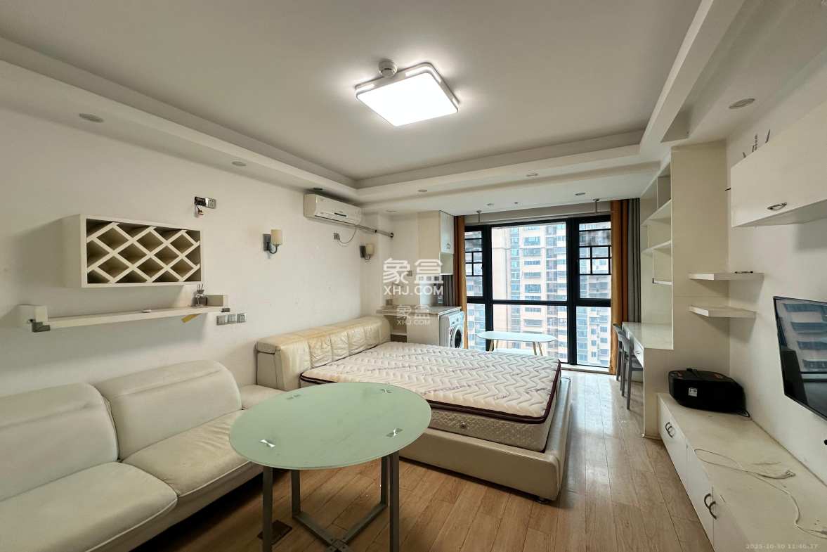 佳兴国际汇 1室1厅1卫 1800.0元/月 佳兴国际汇 1室1厅1卫 1800.0元/月室内图