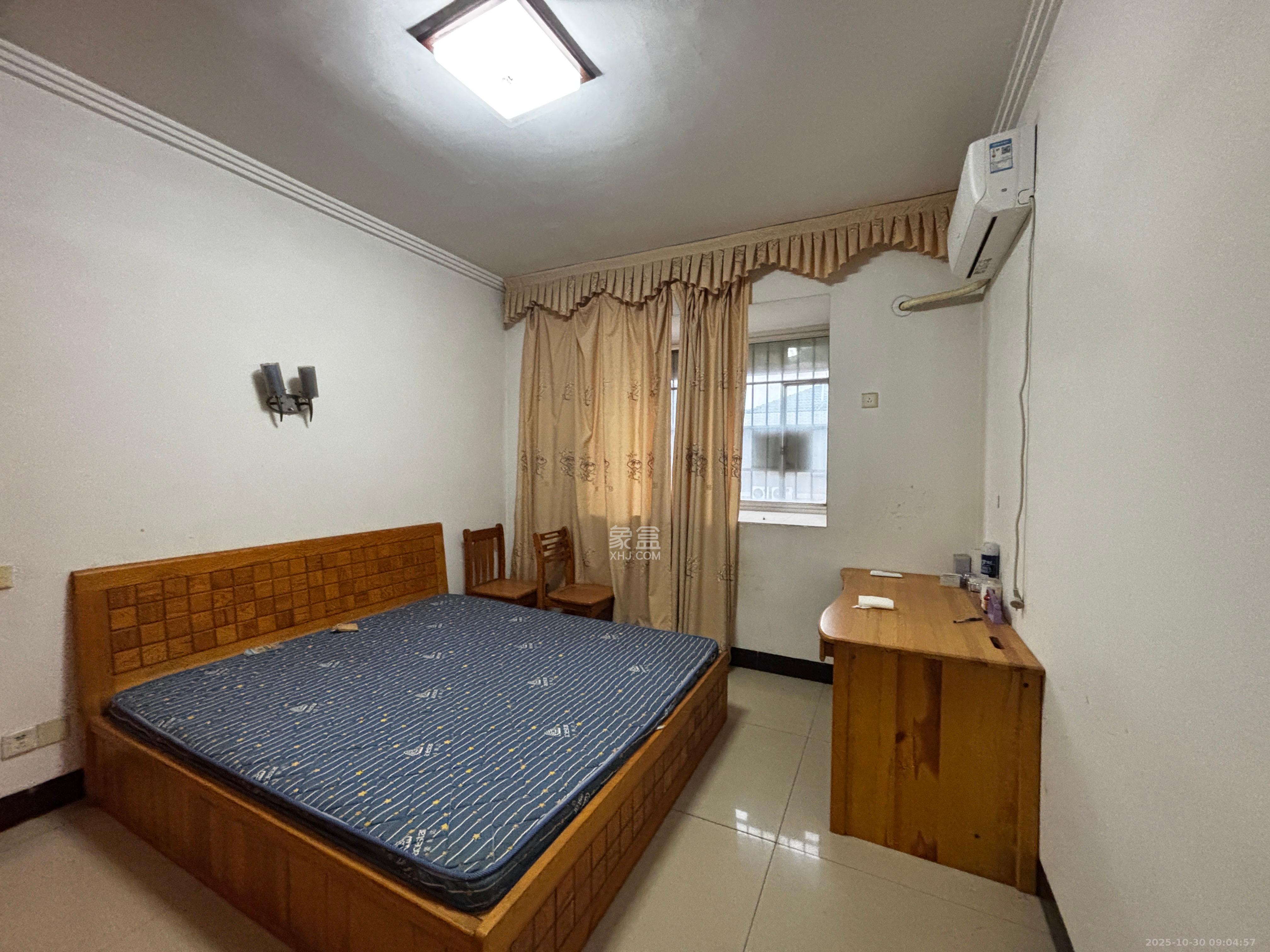 东城名苑  2室2厅1卫    1400.0元/月室内图