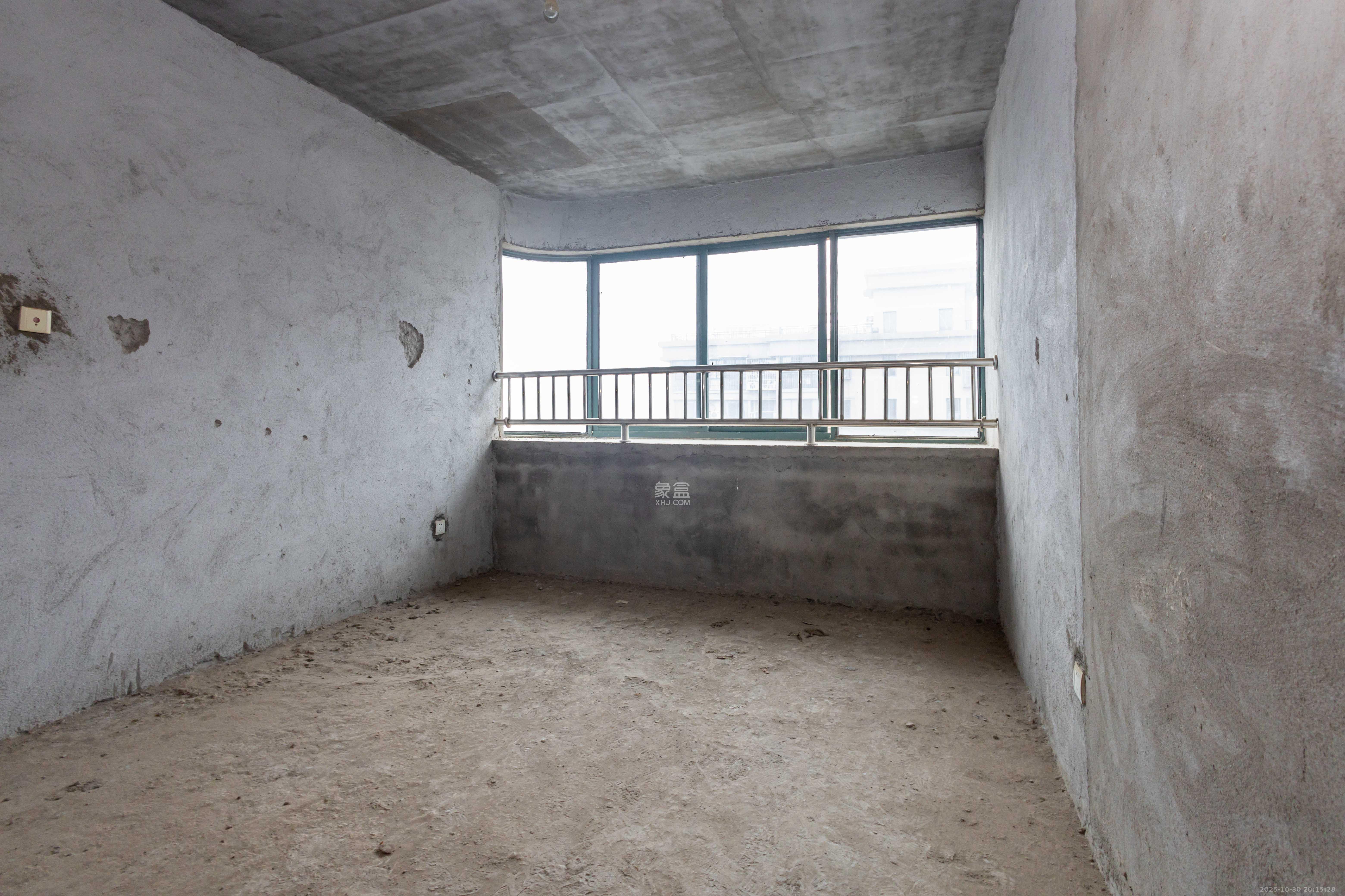 才子佳郡  3室2厅2卫    53.0万卧室