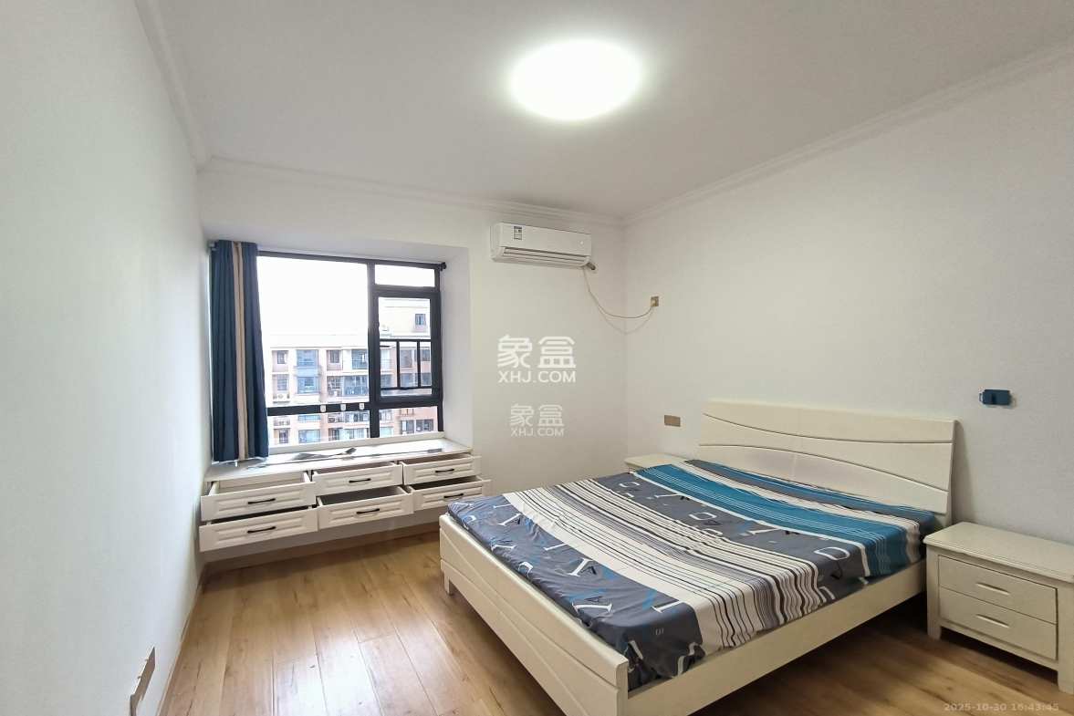 富洲滨江雅苑 3室2厅1卫 3200.0元/月 富洲滨江雅苑 3室2厅1卫 3200.0元/月室内图