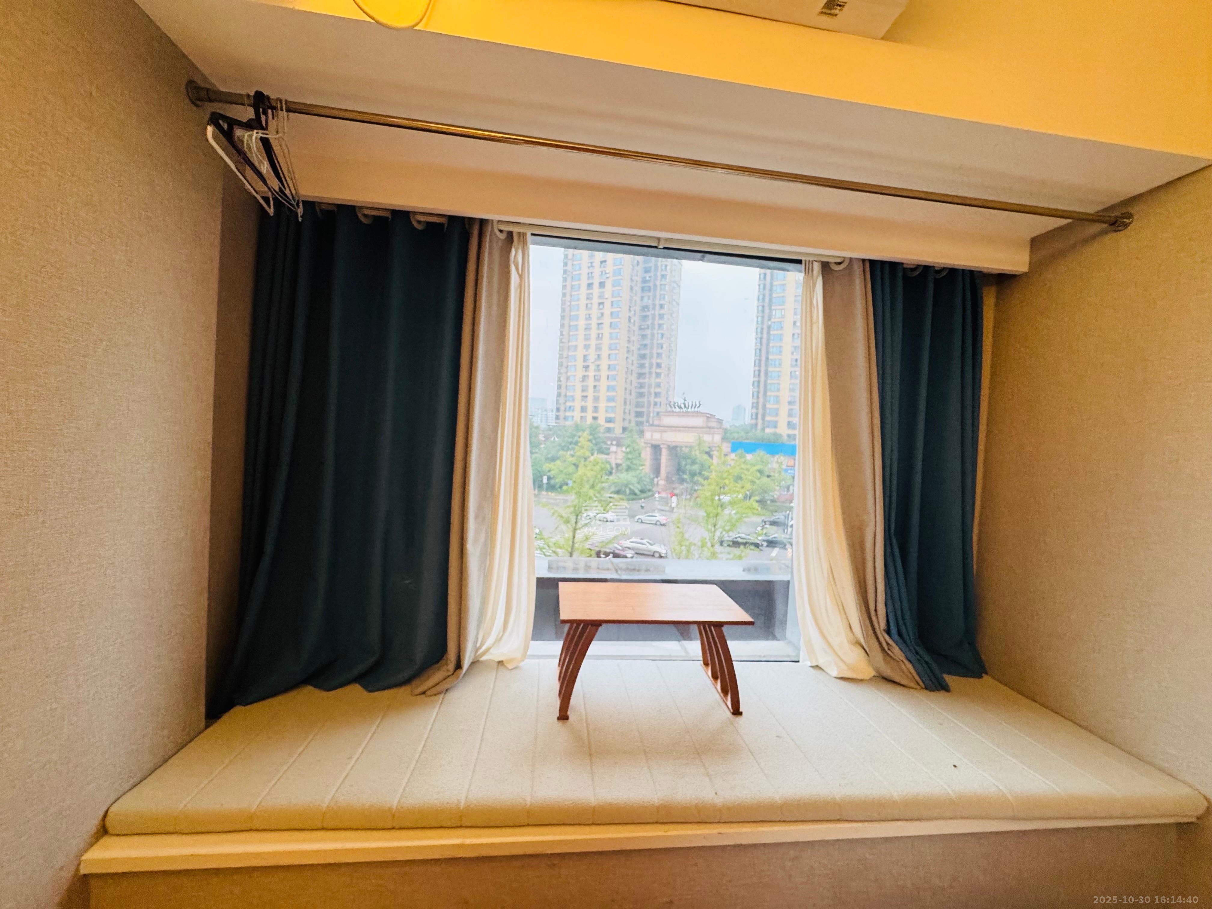 达美涧溪山  1室1厅1卫    1400.0元/月 达美涧溪山  1室1厅1卫    1400.0元/月室内图