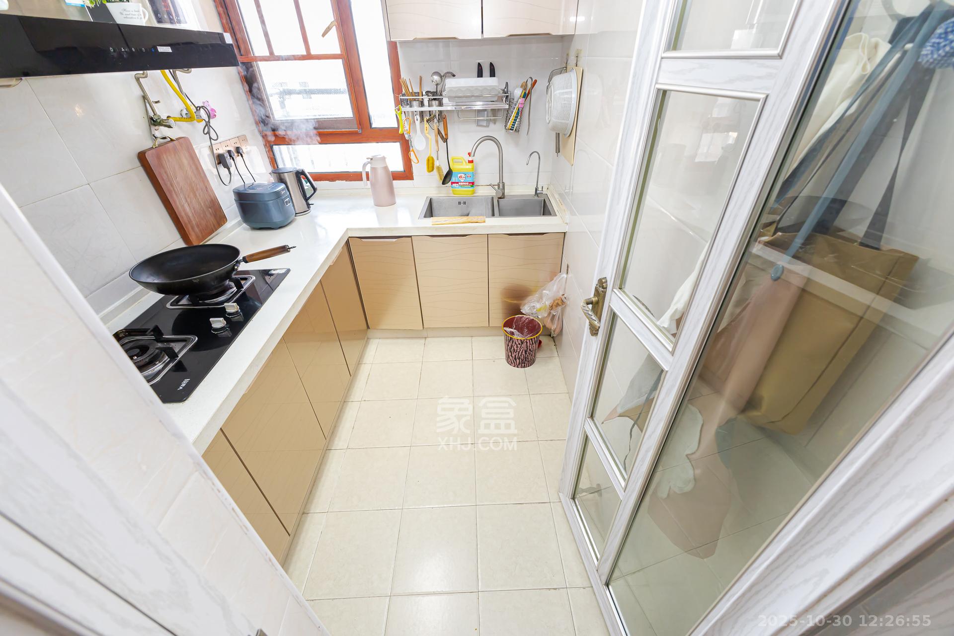 润和之悦(金泽园)  3室2厅2卫    62.0万 润和之悦(金泽园)  3室2厅2卫    62.0万厨房