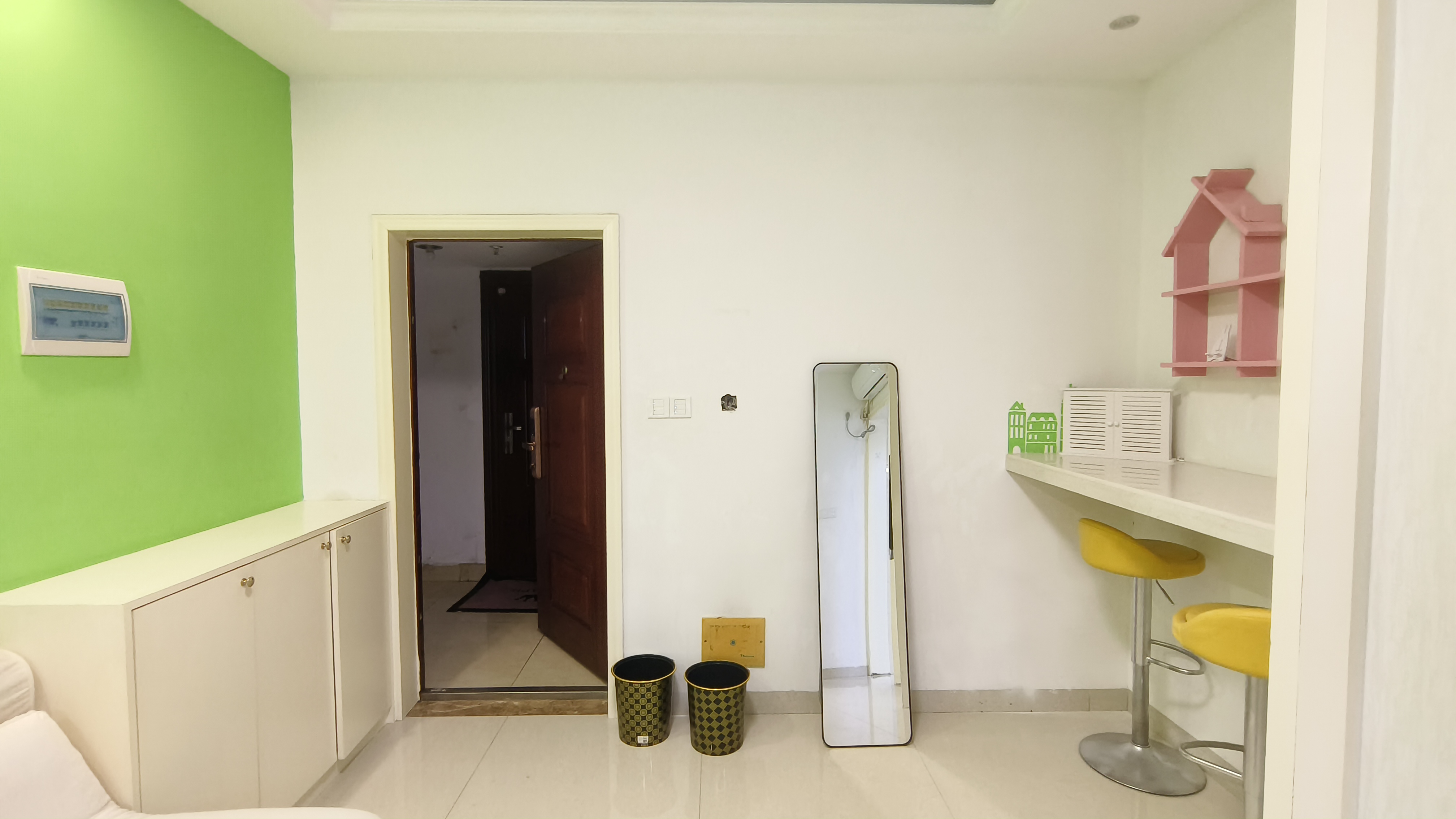 鹏利广场 1室1厅1卫 1180.0元/月 鹏利广场 1室1厅1卫 1180.0元/月室内图