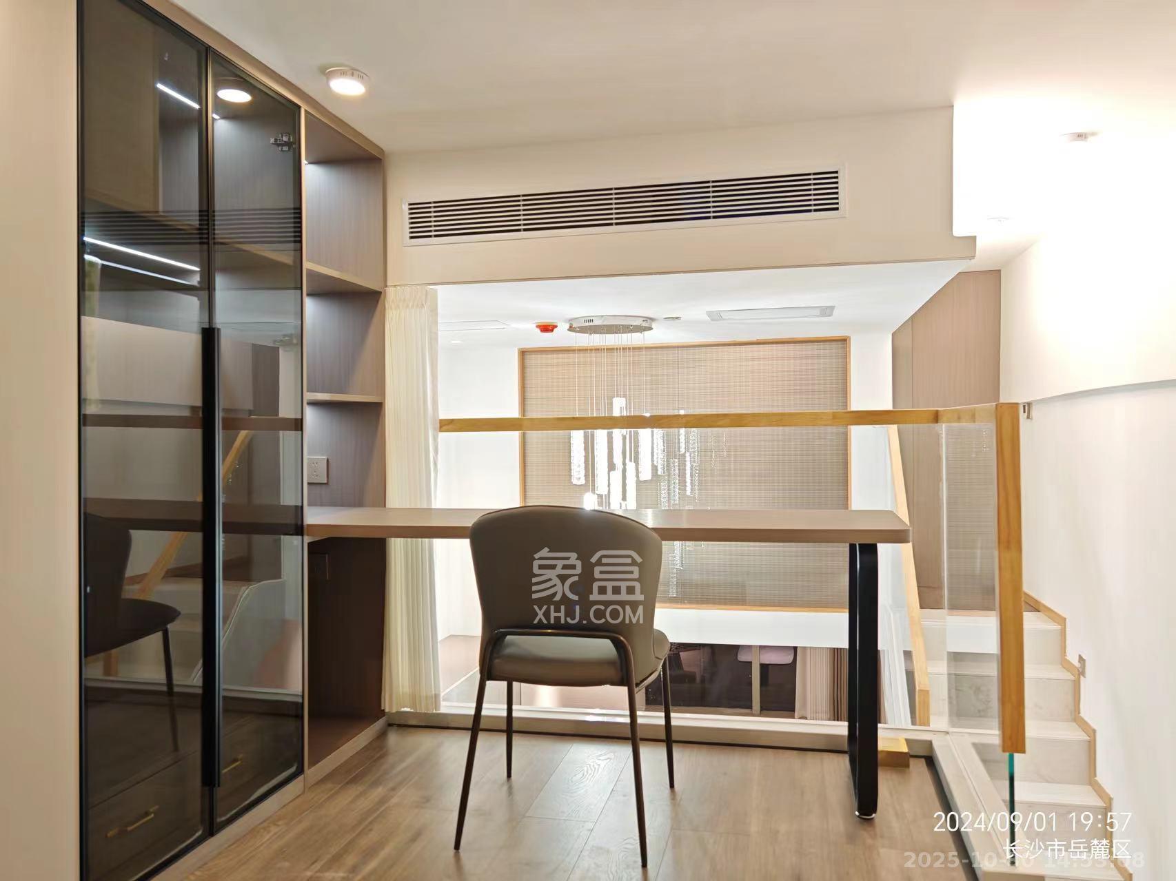 正荣梅溪紫阙台  2室1厅1卫    2500.0元/月 正荣梅溪紫阙台  2室1厅1卫    2500.0元/月室内图