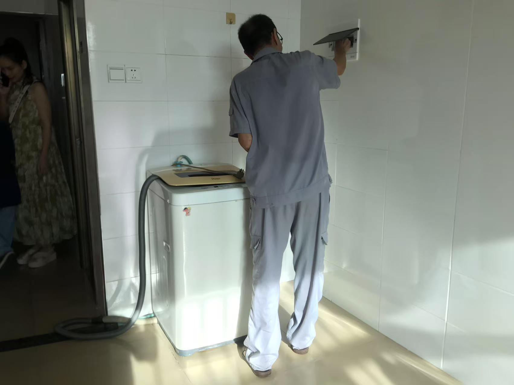 德盛华庭  1室1厅1卫    900.0元/月室内图