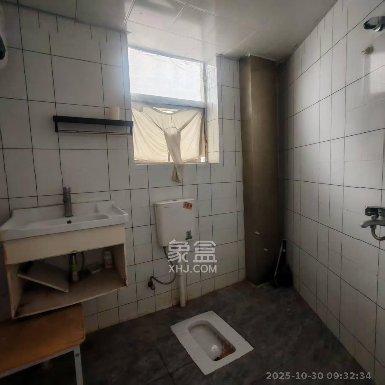 凯通国际城（凯通朝庭）  3室1厅1卫    2100.0元/月室内图