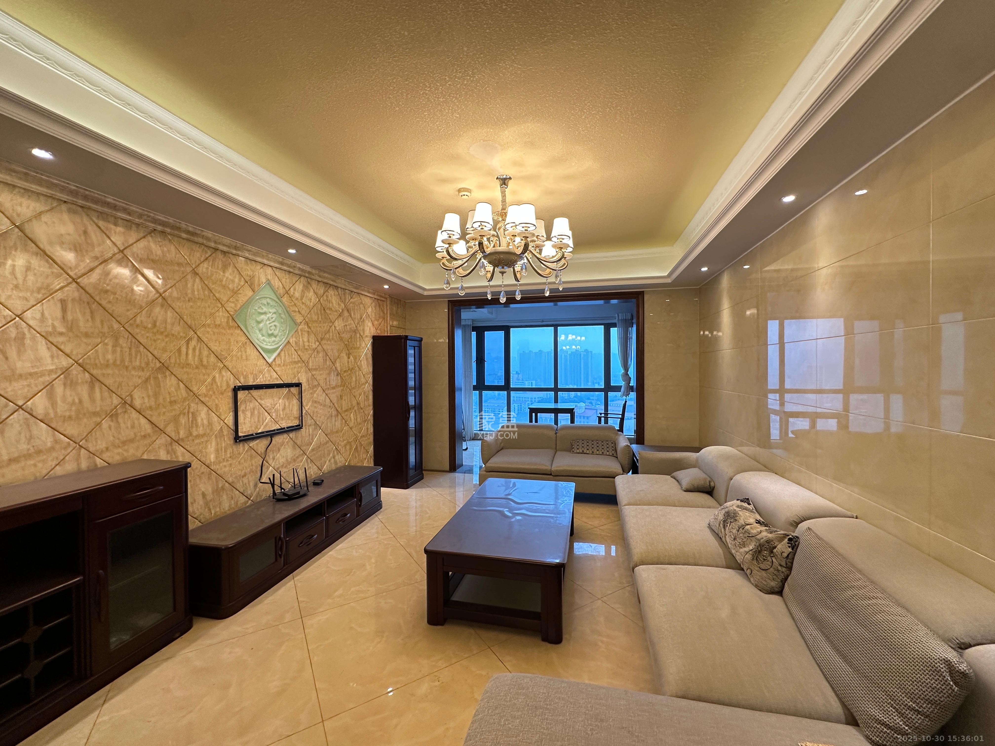 保利国际广场  3室2厅2卫    6500.0元/月 保利国际广场  3室2厅2卫    6500.0元/月