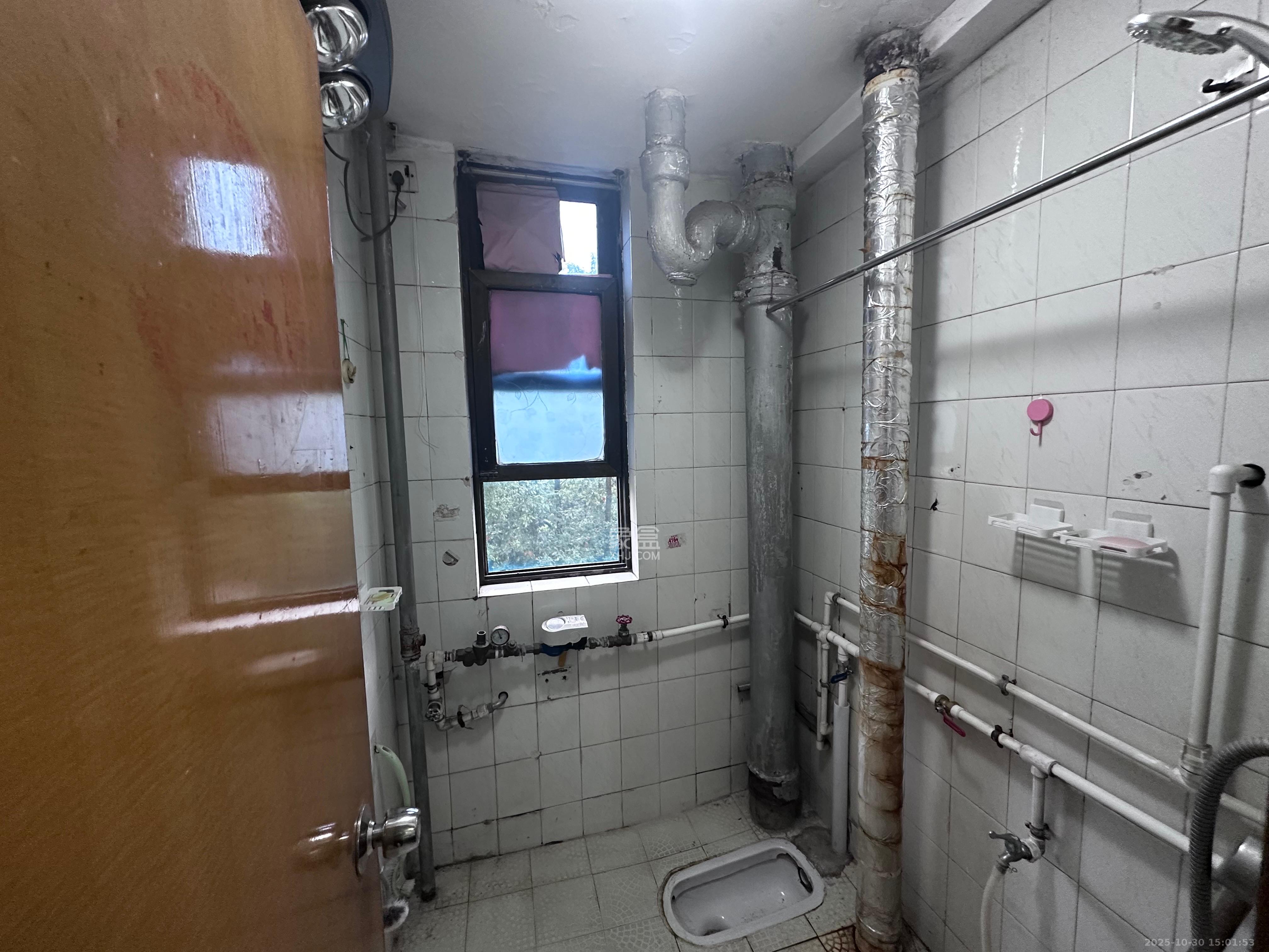 紫薇公寓  3室2厅1卫    1800.0元/月室内图