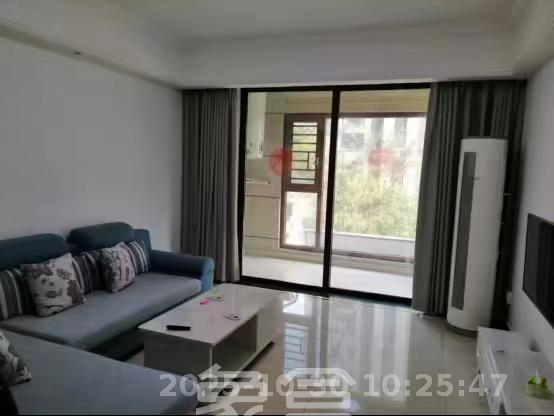 中海新城熙岸(中信新城五期)  4室2厅2卫    3000.0元/月 中海新城熙岸(中信新城五期)  4室2厅2卫    3000.0元/月室内图