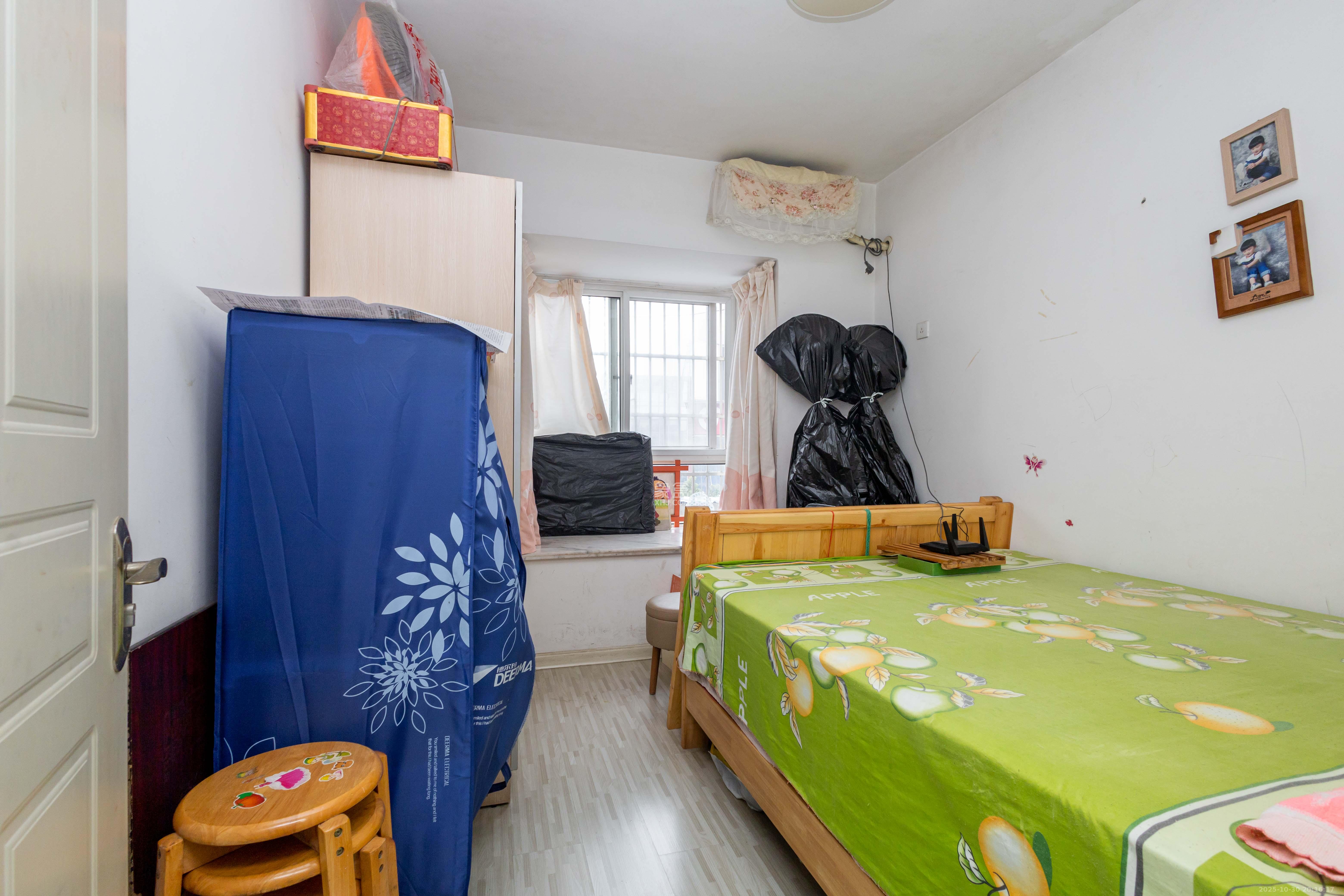 未来蜂巢 3室2厅2卫 45.8万 未来蜂巢 3室2厅2卫 45.8万卧室