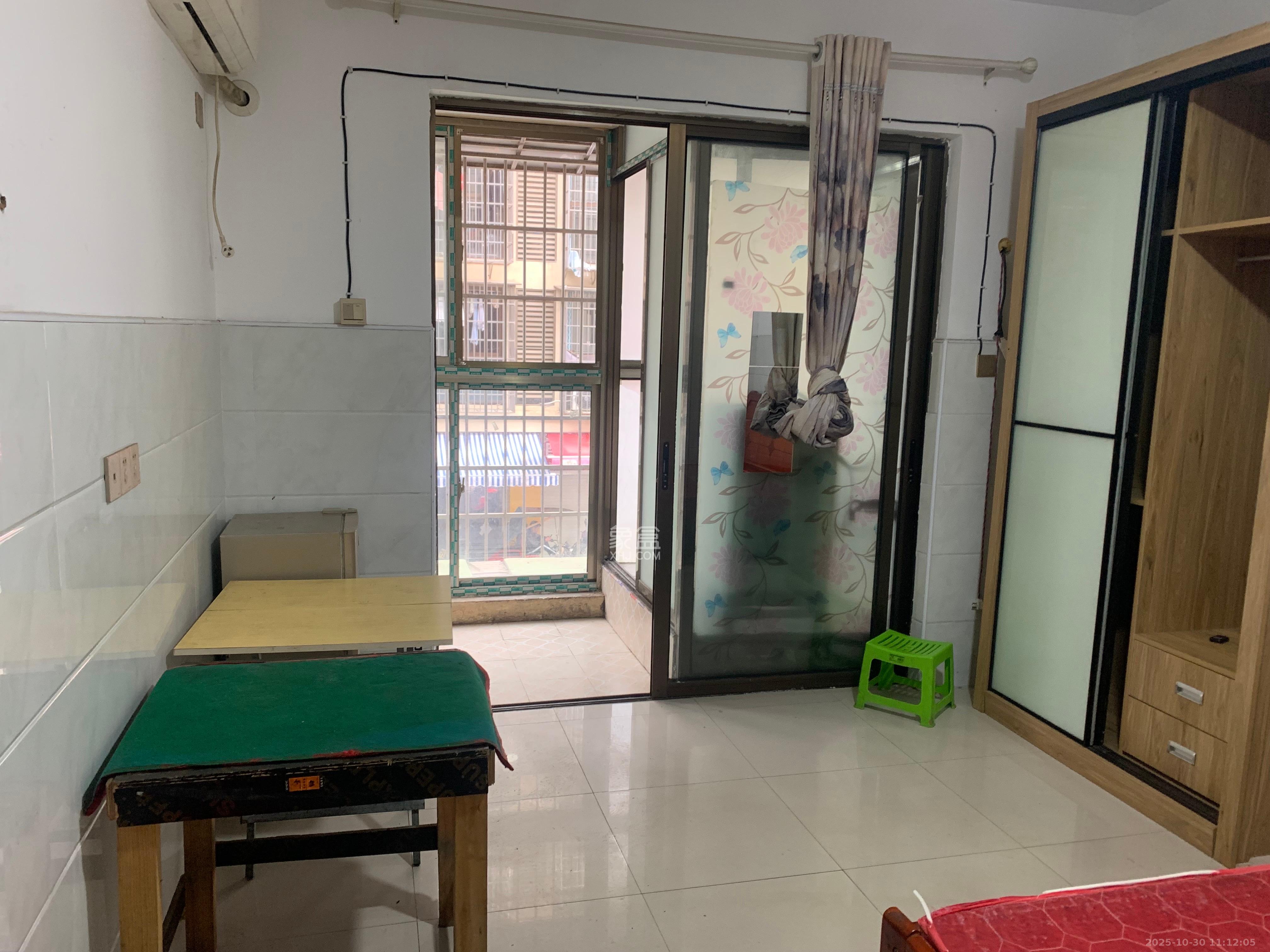 高桥社区高福星小区  1室0厅0卫    900.0元/月 高桥社区高福星小区  1室0厅0卫    900.0元/月室内图