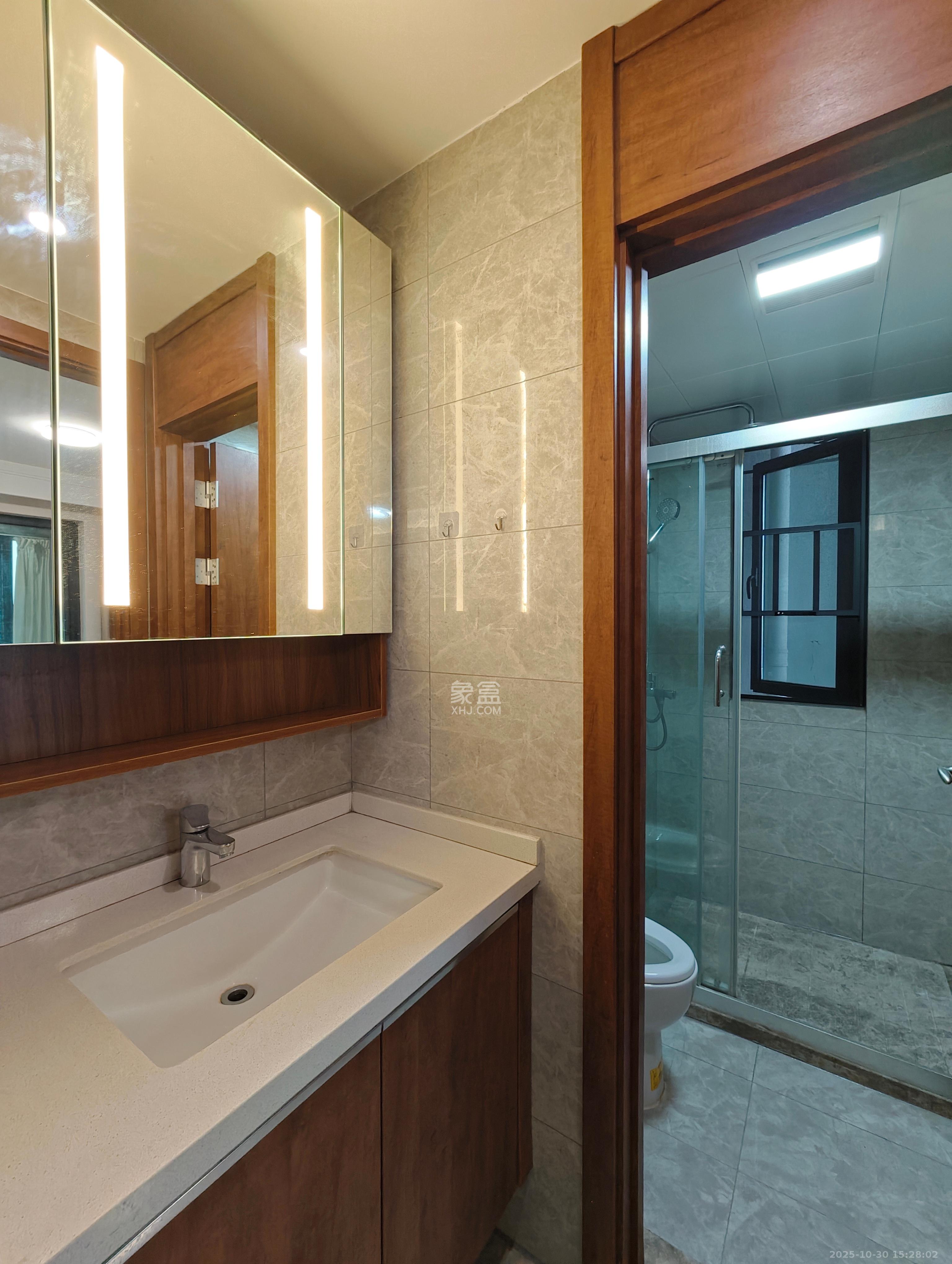 梅溪悦章 3室2厅2卫 3500.0元/月 梅溪悦章 3室2厅2卫 3500.0元/月室内图