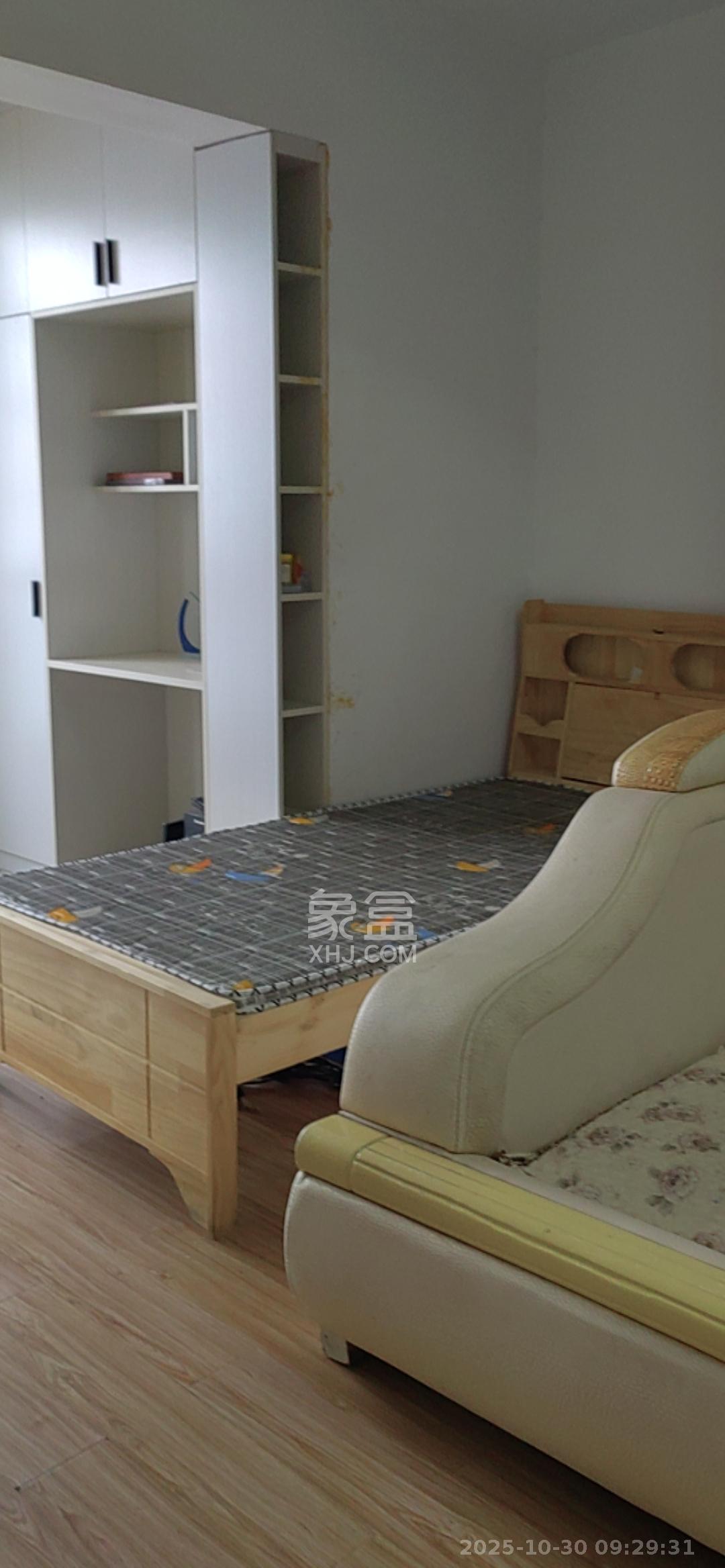 东玺门  2室1厅1卫    2300.0元/月 东玺门  2室1厅1卫    2300.0元/月室内图