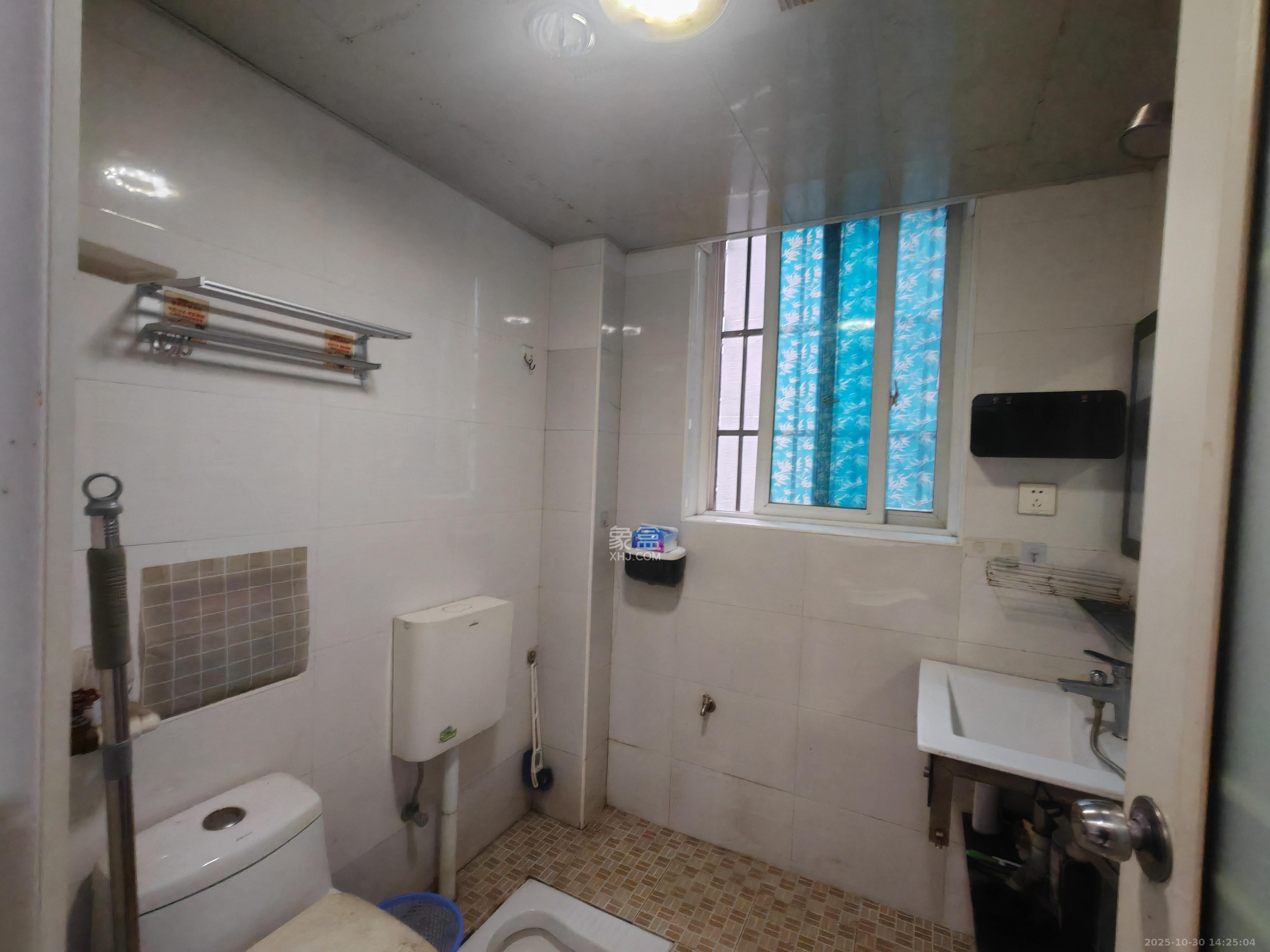 景上鑫苑 3室1厅1卫 1400.0元/月 景上鑫苑 3室1厅1卫 1400.0元/月室内图