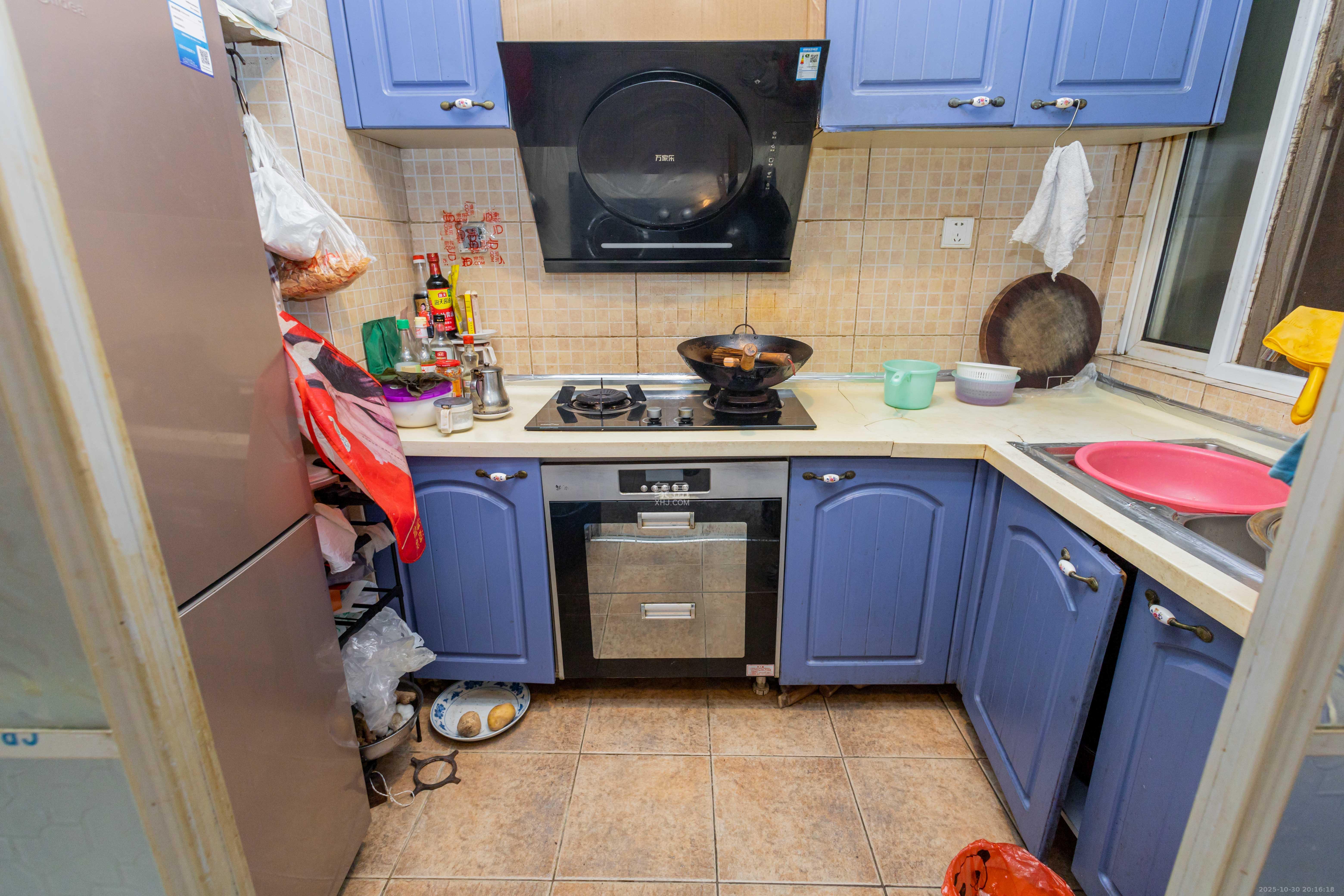 未来蜂巢 3室2厅2卫 45.8万 未来蜂巢 3室2厅2卫 45.8万厨房