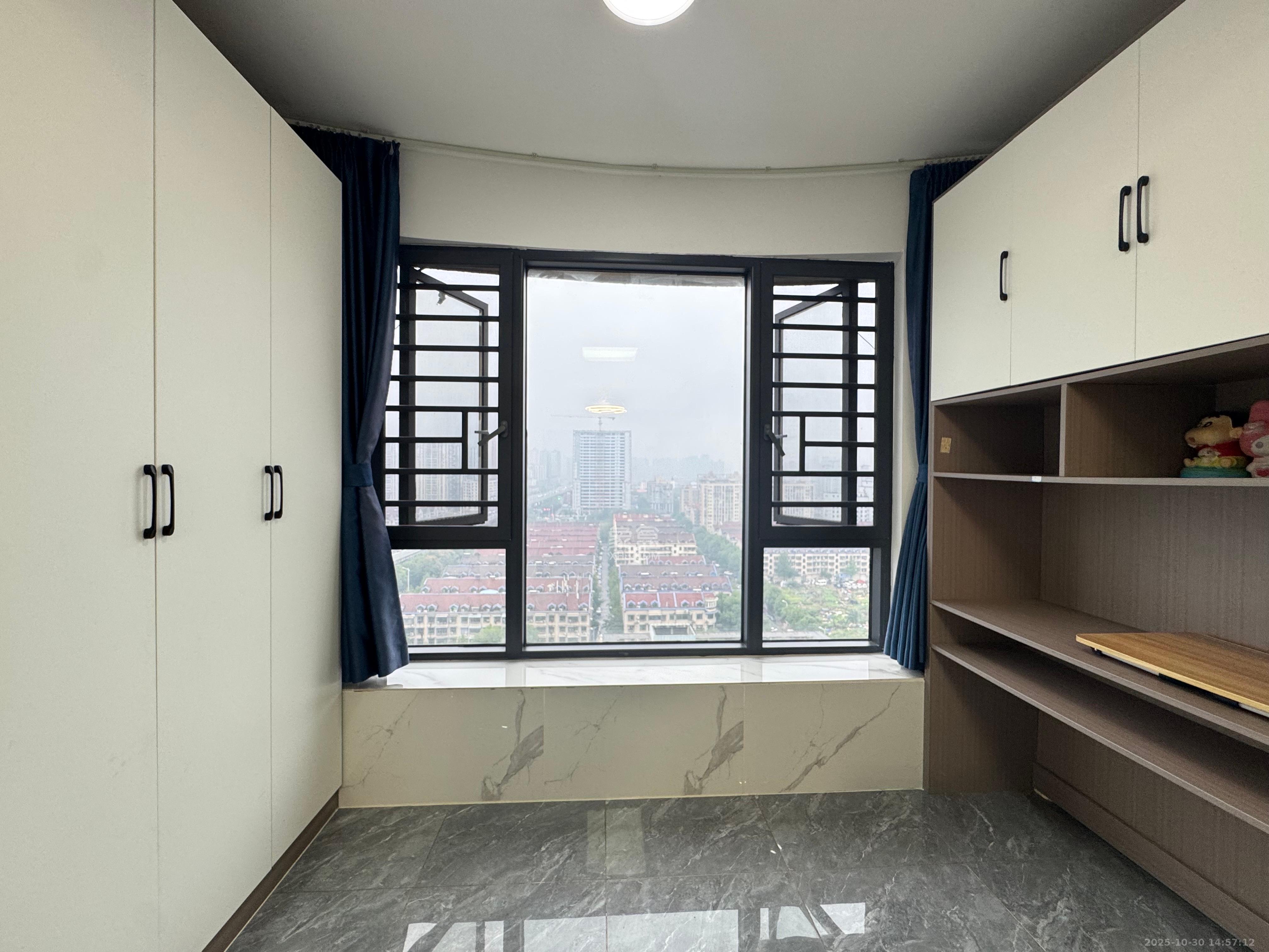 嘉雨兴园  2室1厅1卫    3000.0元/月室内图