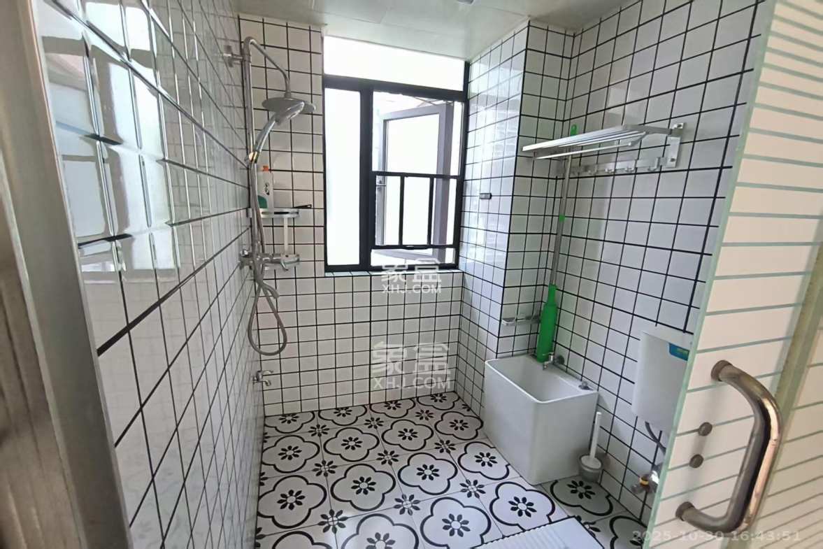 富洲滨江雅苑 3室2厅1卫 3200.0元/月 富洲滨江雅苑 3室2厅1卫 3200.0元/月室内图