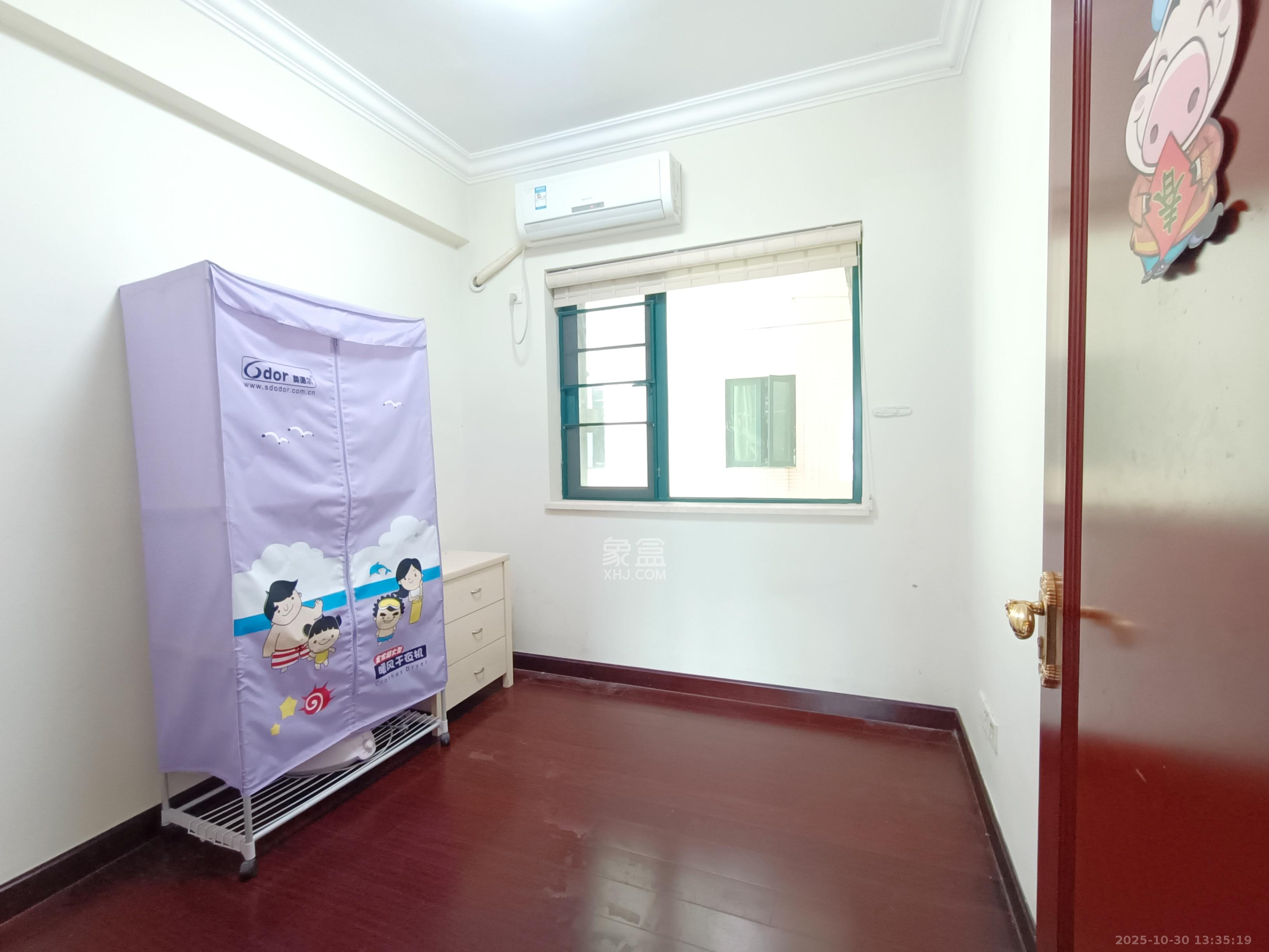 恒大城  4室2厅2卫    2500.0元/月室内图